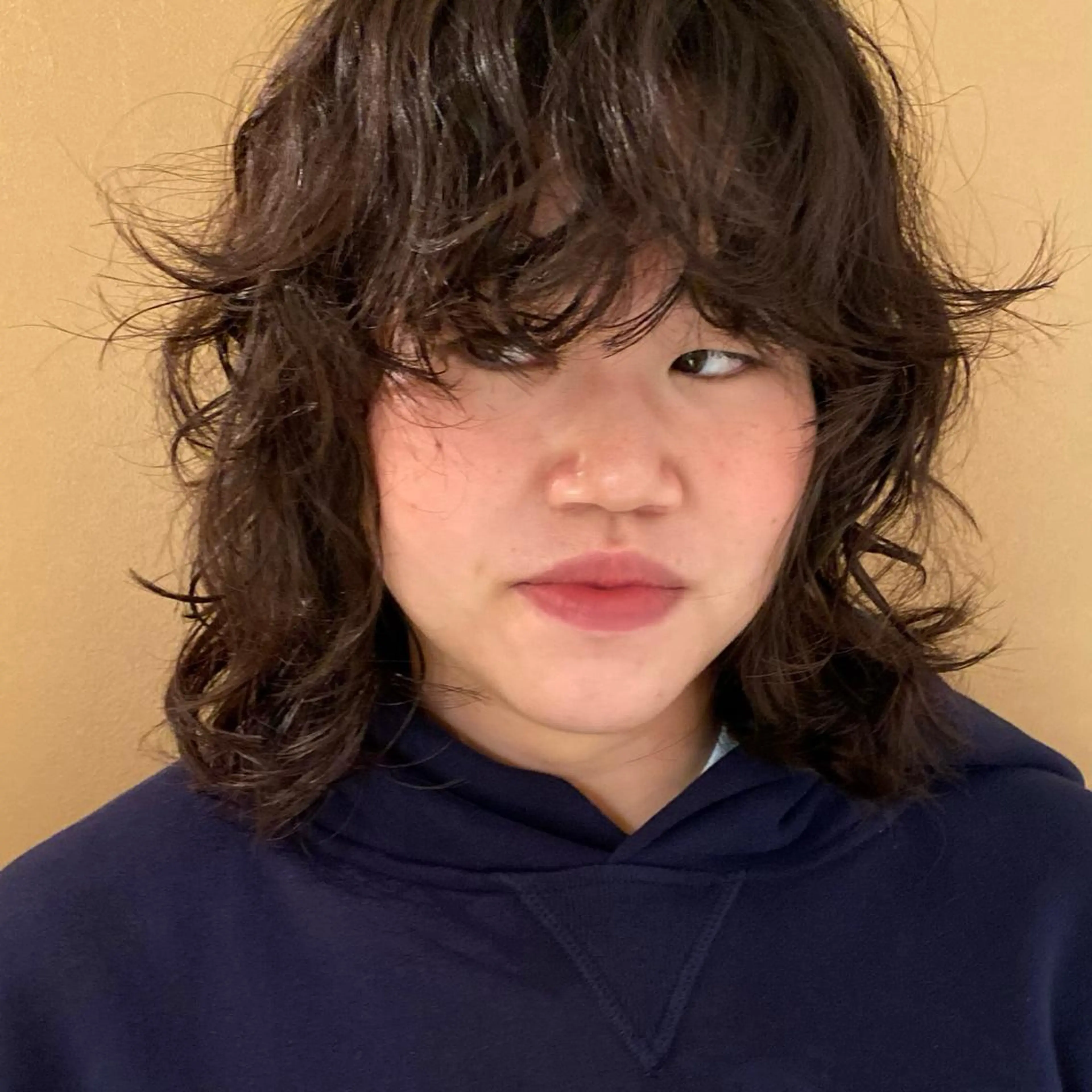 セミロング パーマ セミロングパーマ ウルフカット スパイラルパーマ Aust hair Stella新宿所属・Yuki☺︎パーマ レイヤーカットウルフのヘアスタイル