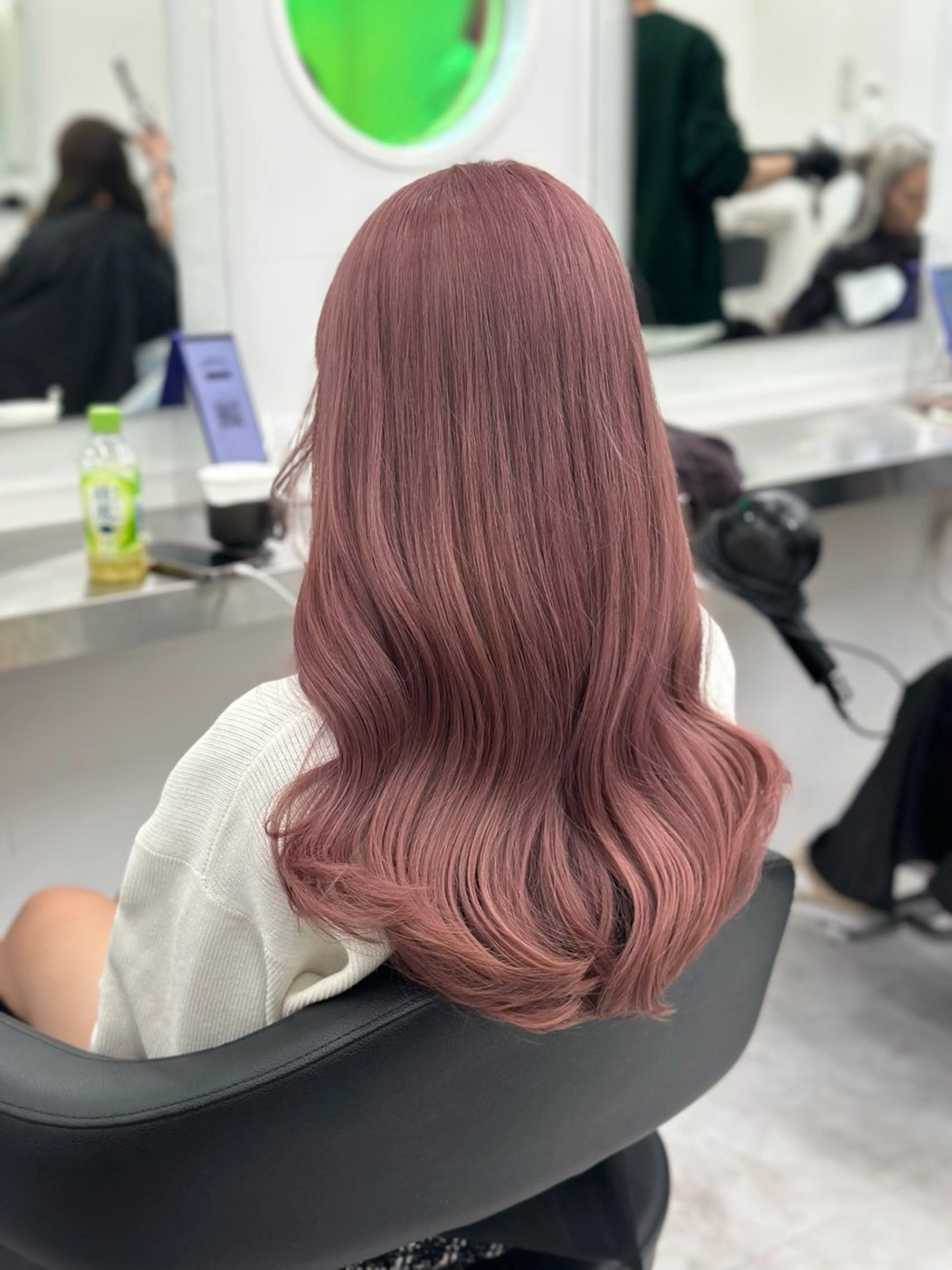 セミロング ヘアカラー トリートメント ヘッドスパ ヘアセット 🤍ベージュ×艶髪 🤍Ryuta🤍のヘアスタイル
