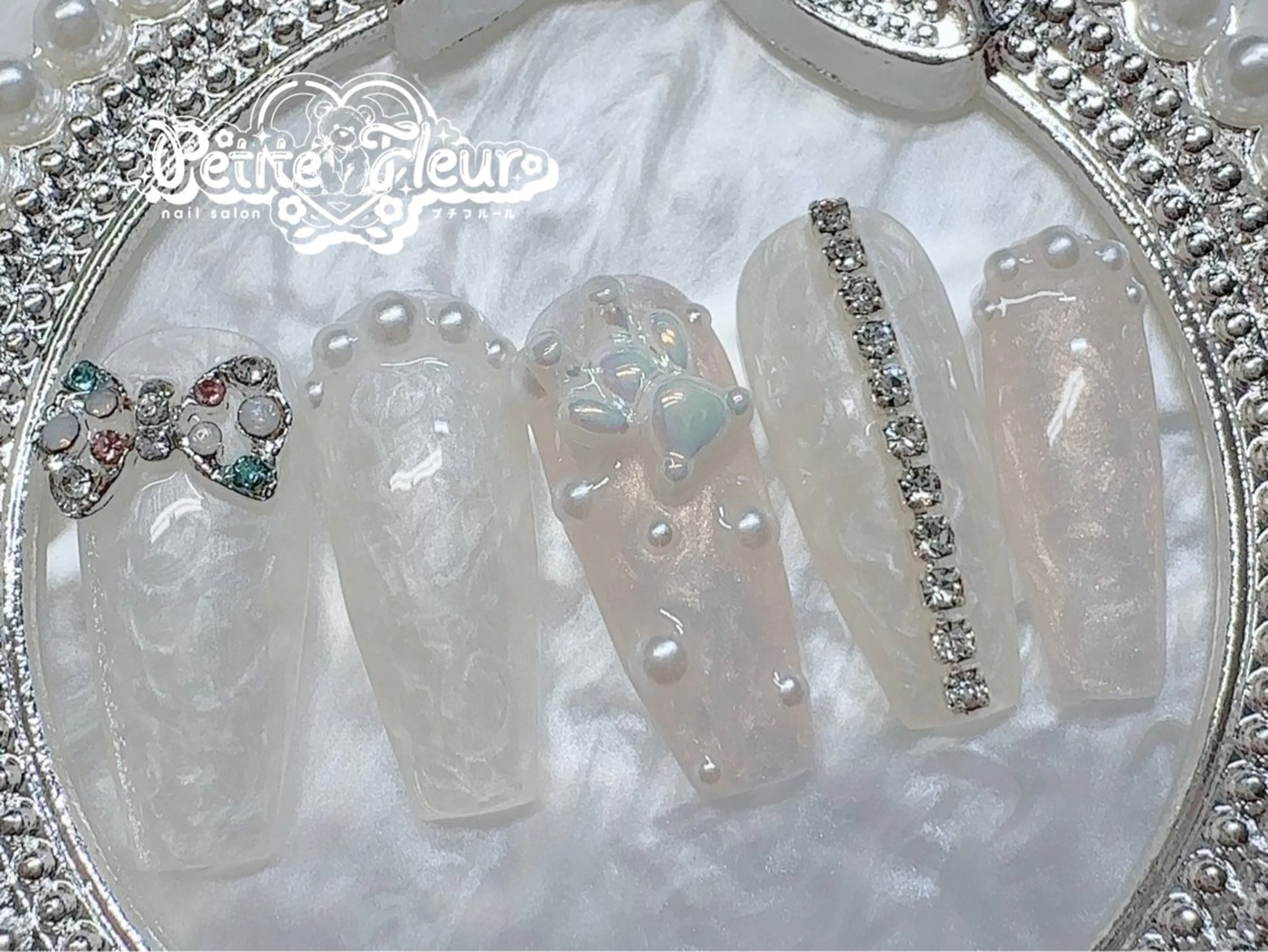 ネイル ハンドネイル ❁⃘*。Petite fleur❁⃘*りさのネイルデザイン