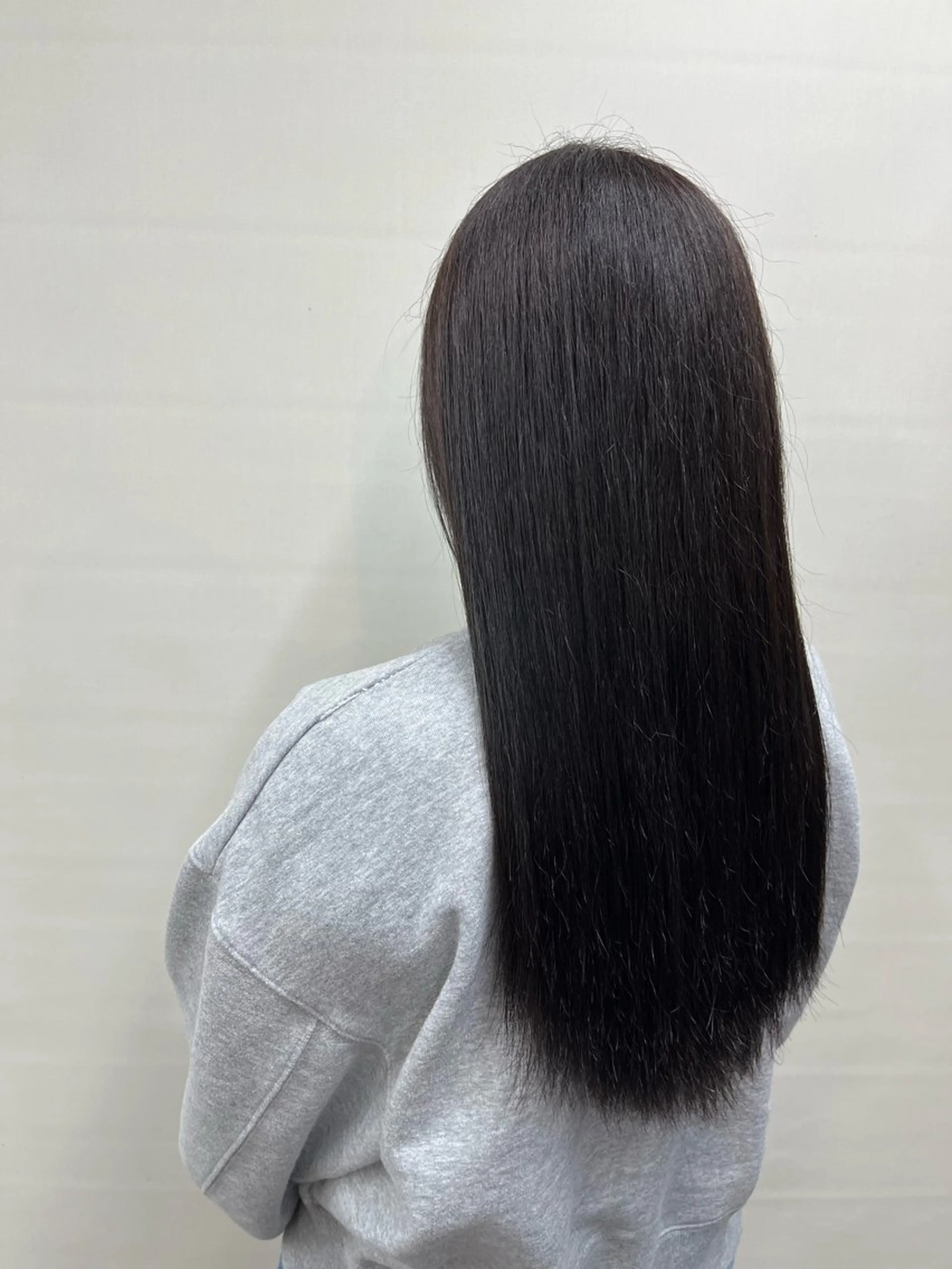 カラー 松井 咲樹のヘアスタイル
