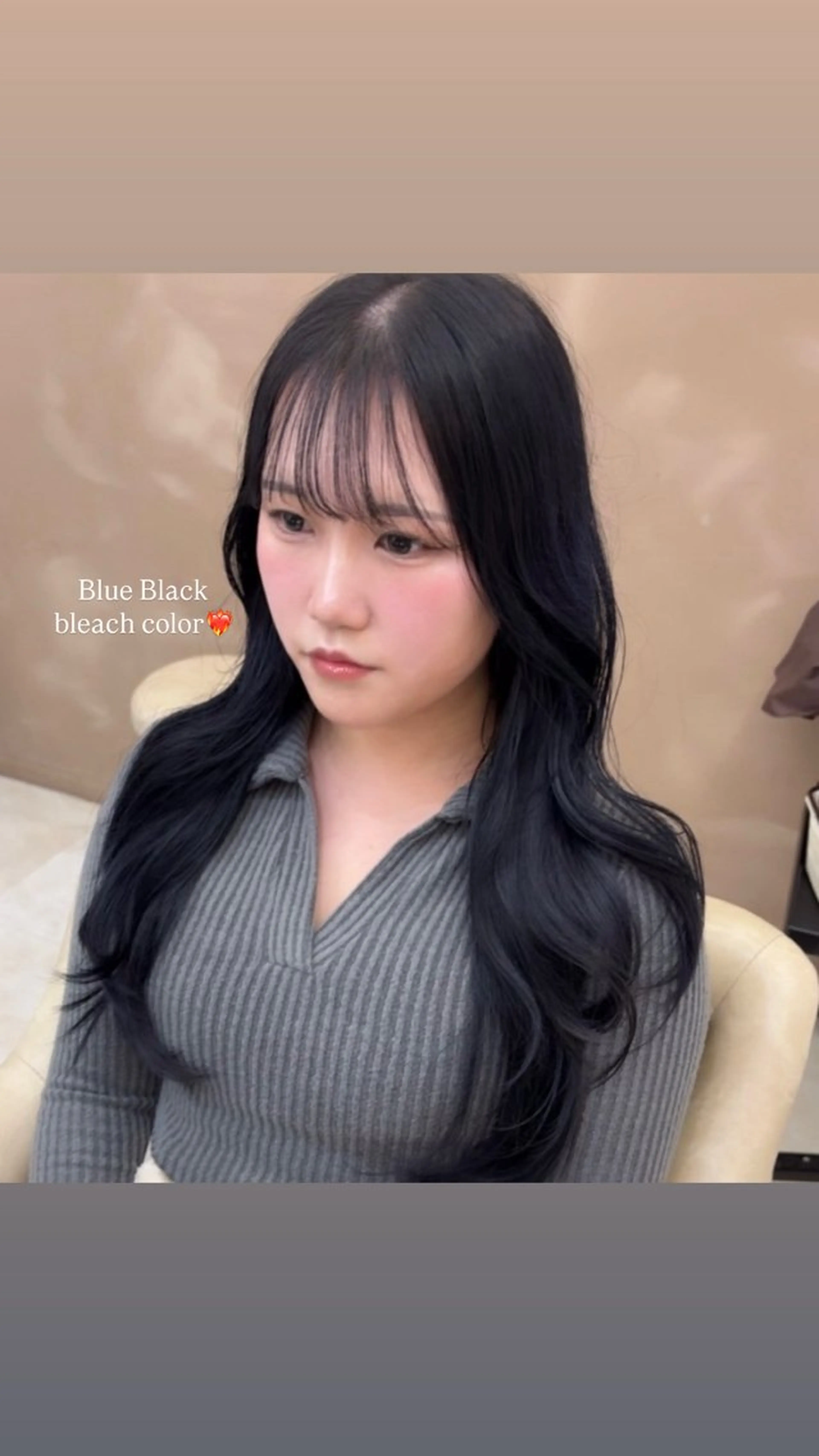 ロング カラー 黒髪 ブリーチ ブルーカラー ブルーブラック 暖色/girlyヘア /yumeka🩰のヘアスタイル