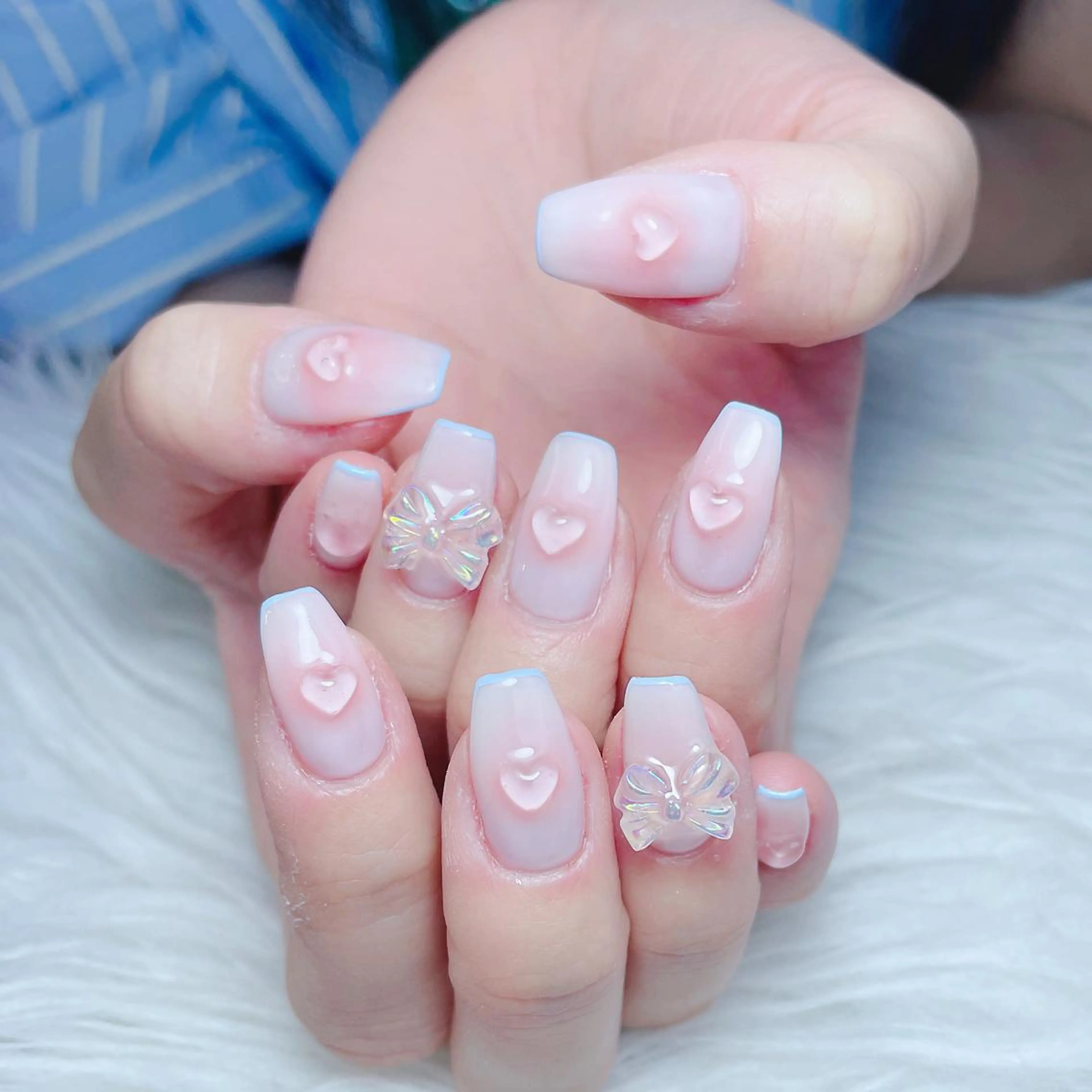 ネイル フレンチネイル ハート 韓国ネイル ミラーネイル リボン ハンドネイル Melody Nail所属・Melody  3D/スカルプ専門店のネイルデザイン