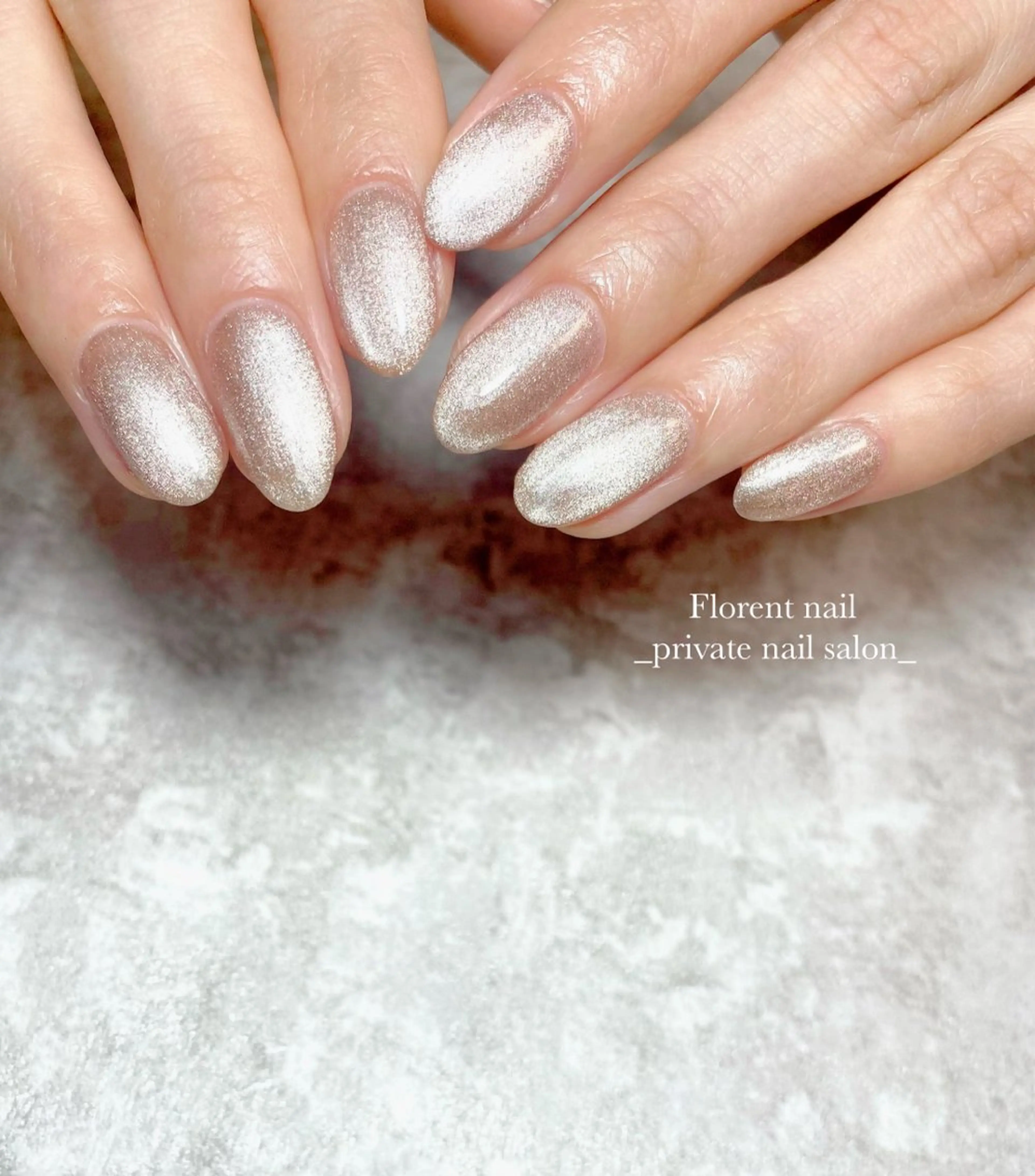 ネイル オーロラネイル ジェルネイル ニュアンスネイル オフィスネイル ワンカラーネイル ハンドネイル florent nailのネイルデザイン