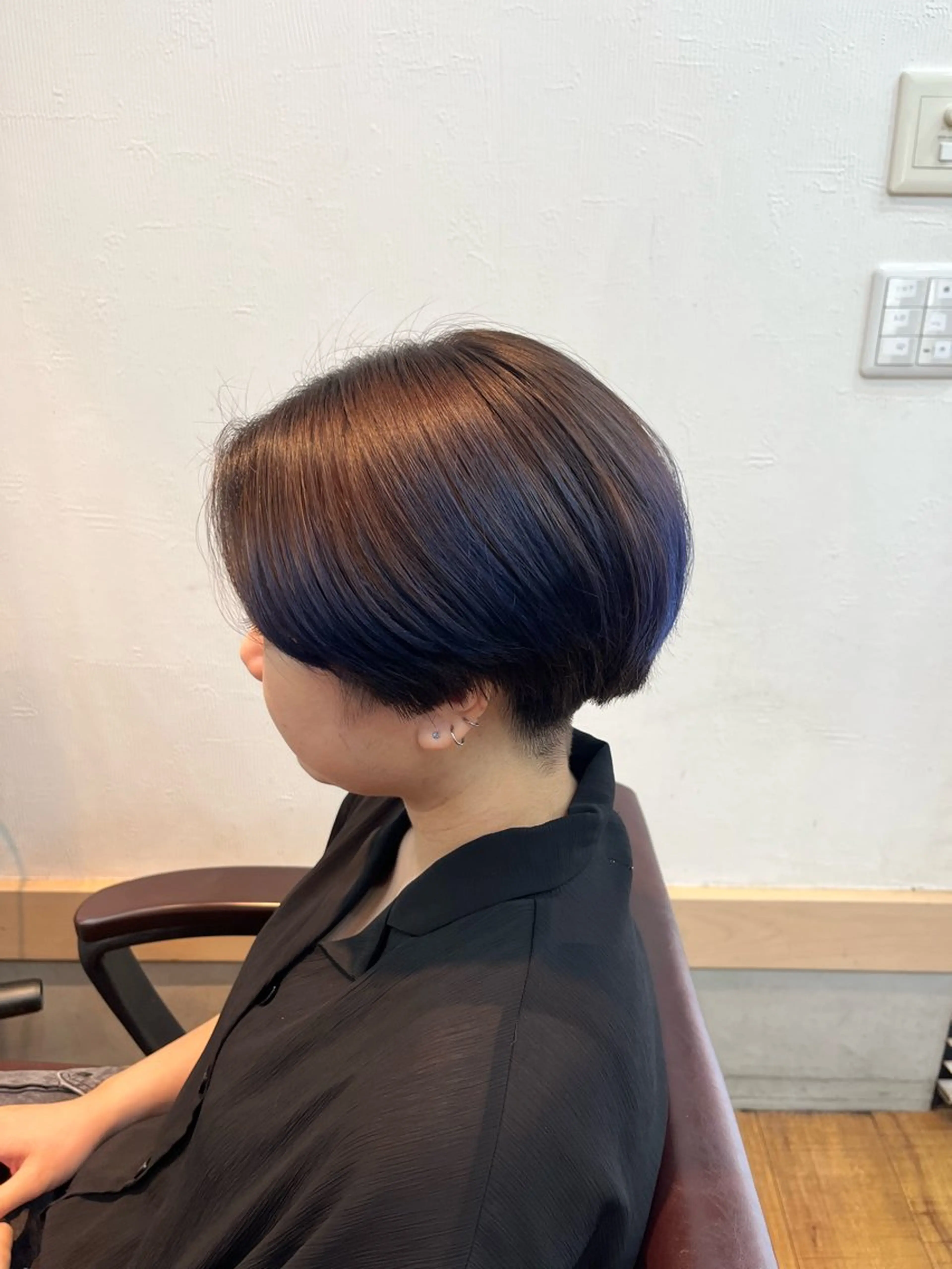 ショート カラー ダブルカラー インナーカラー 髪質改善 ヘアカラー トリートメント 🫧艶髪デザイナー 🫧白石航汰のヘアスタイル