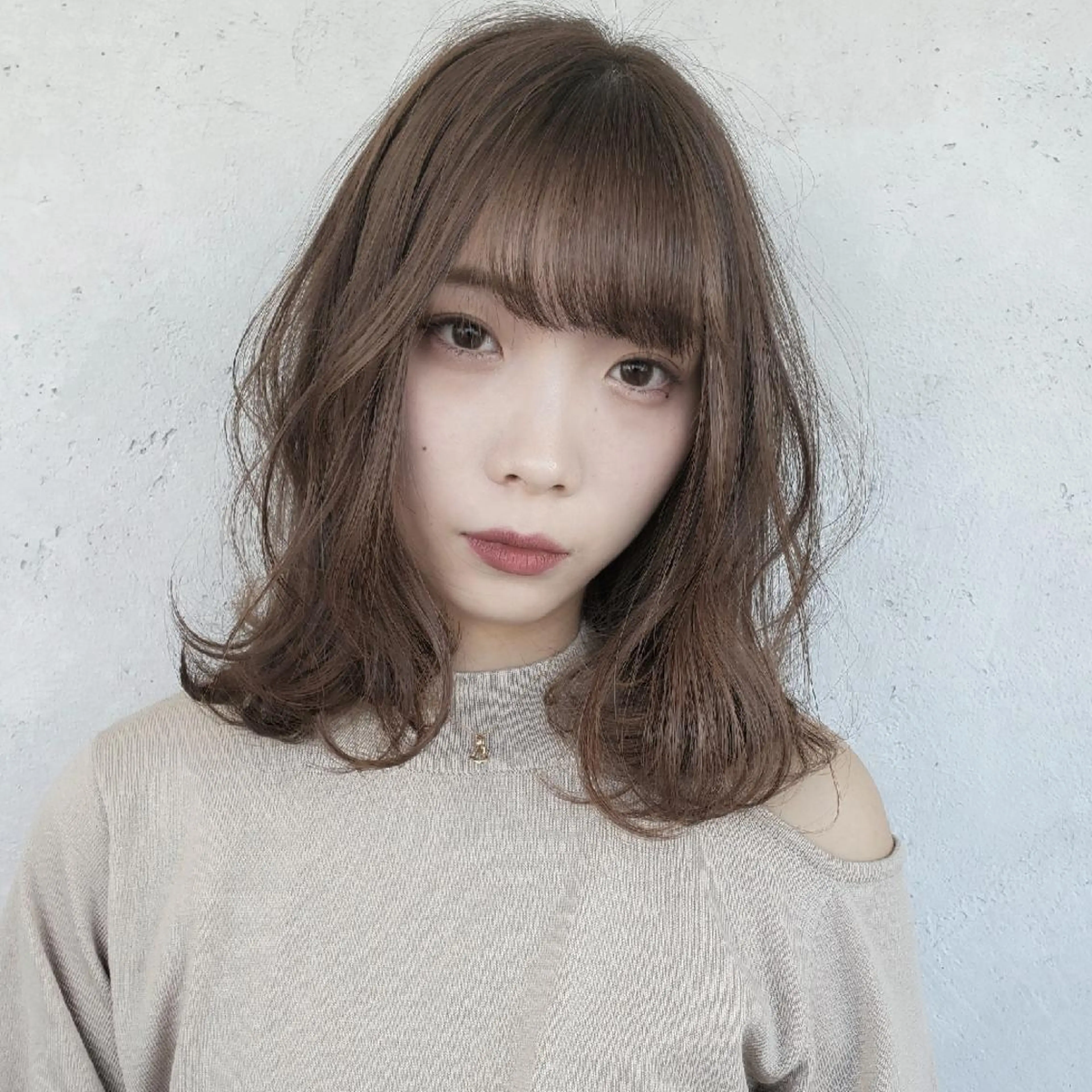 カラー ヘアアレンジ セミロング アディクシーカラー アッシュ アッシュブラウン アッシュグレー アッシュグレージュ フルール所属・🌟透明感カラー 🌟SAITO🌟のヘアスタイル