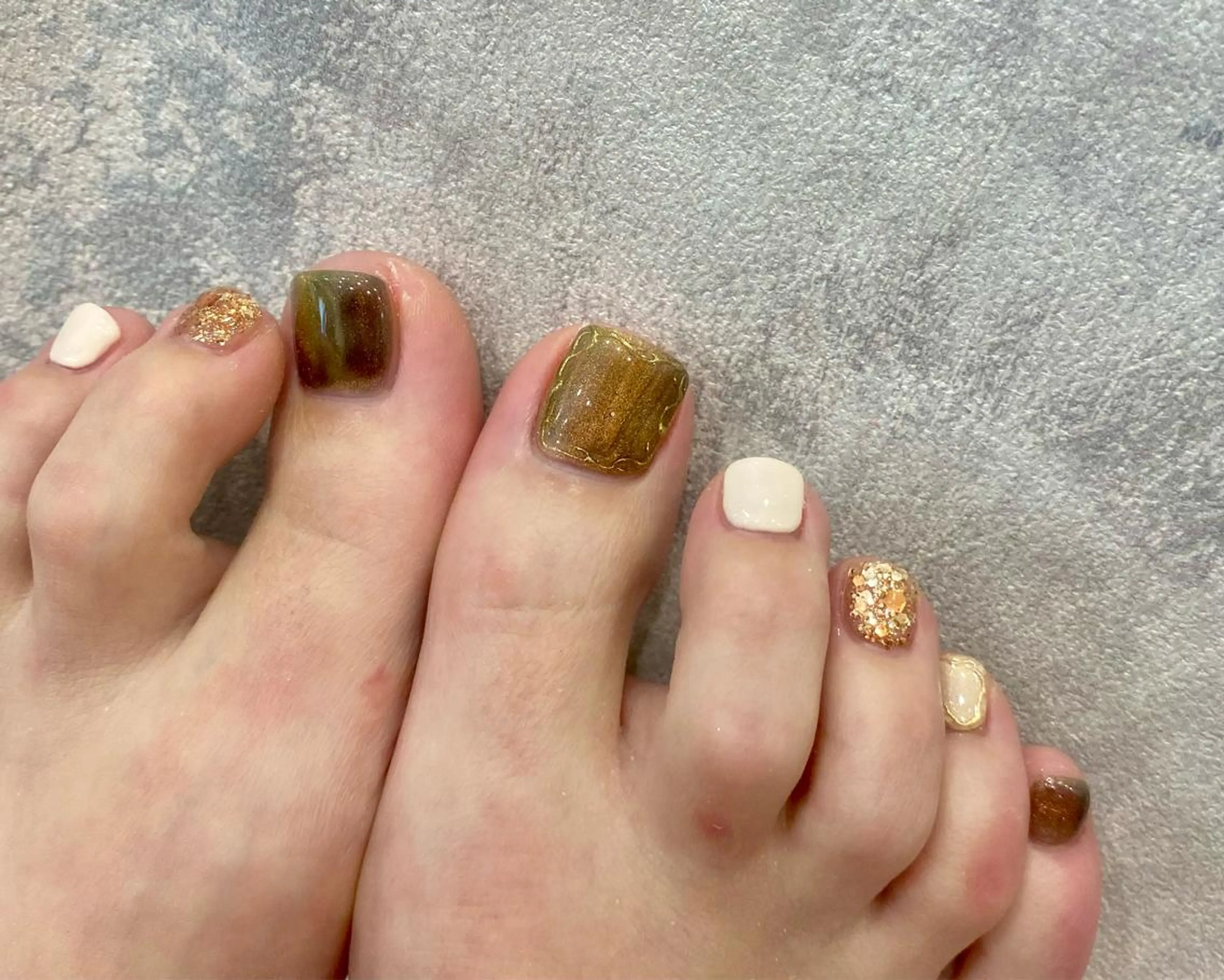 ネイル 安藤 彩乃のネイルデザイン