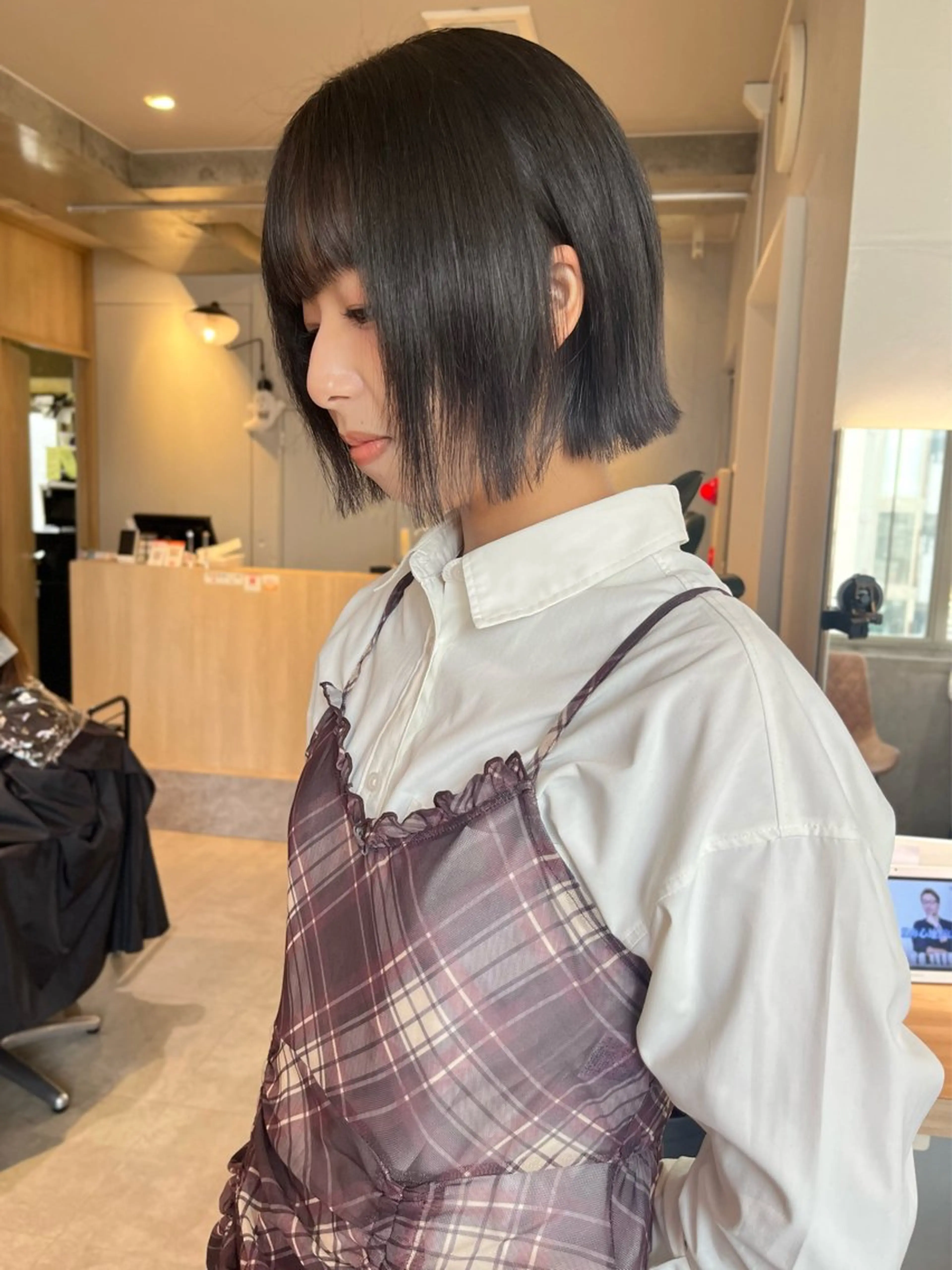 ショート カラー カット 赤み消しカラー/ 髪質改善🌼ルナのヘアスタイル