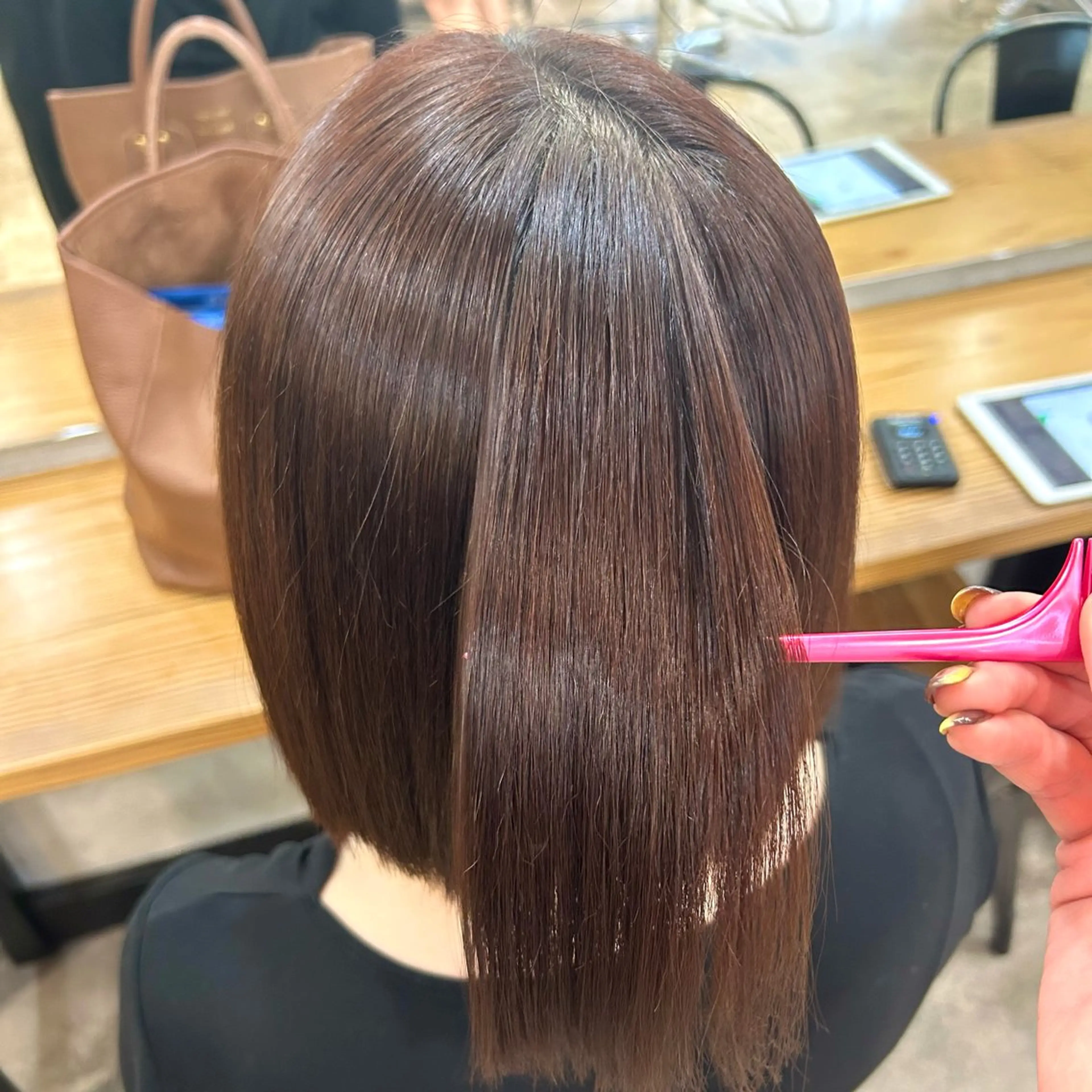 ショート カラー カット 縮毛矯正 トリートメント ヘアセット 暖色×レイヤー 🧙髪質改善/レオンのヘアスタイル