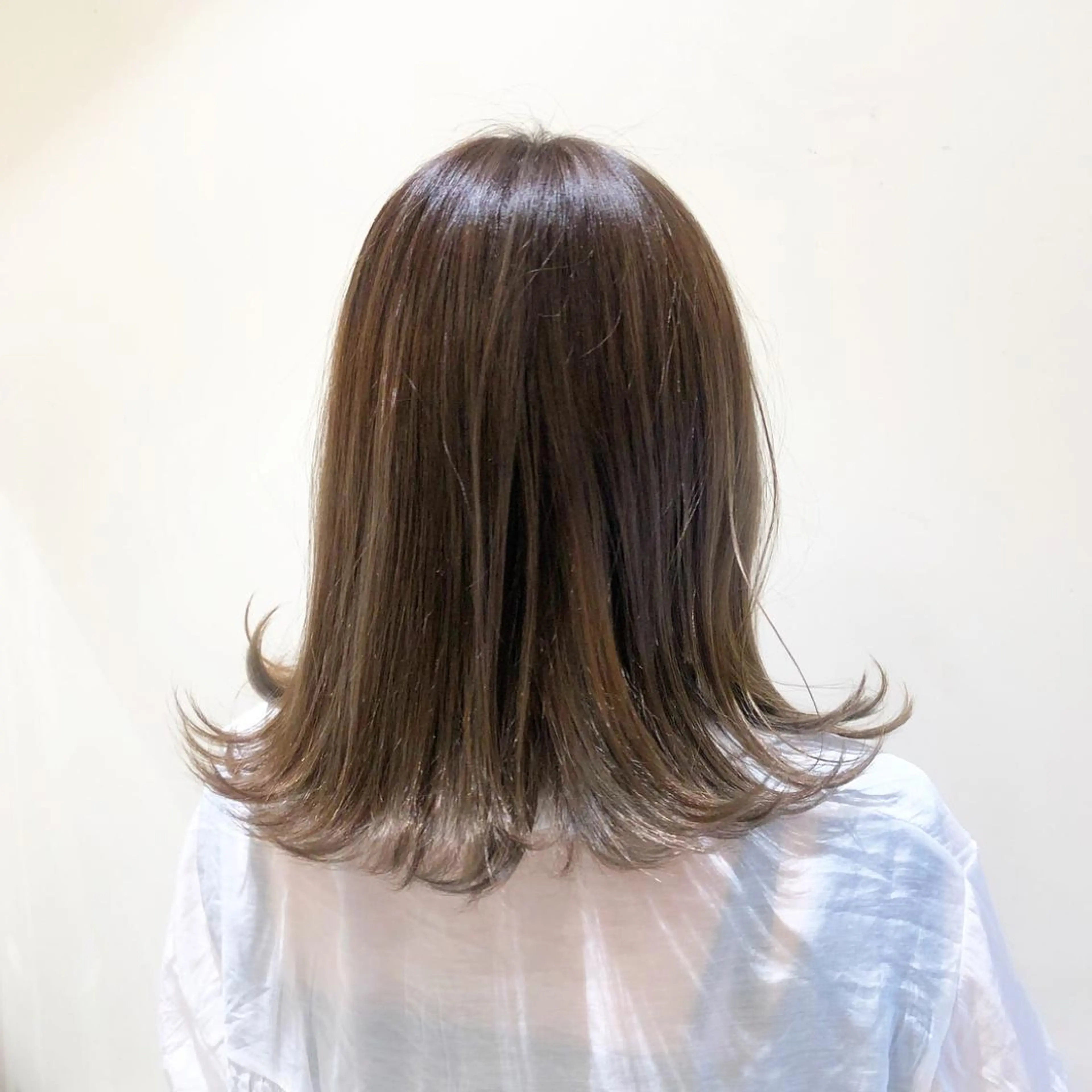 ミディアム カラー 透明感カラー カット ヘアカラー トリートメント 佐久間 成恵のヘアスタイル