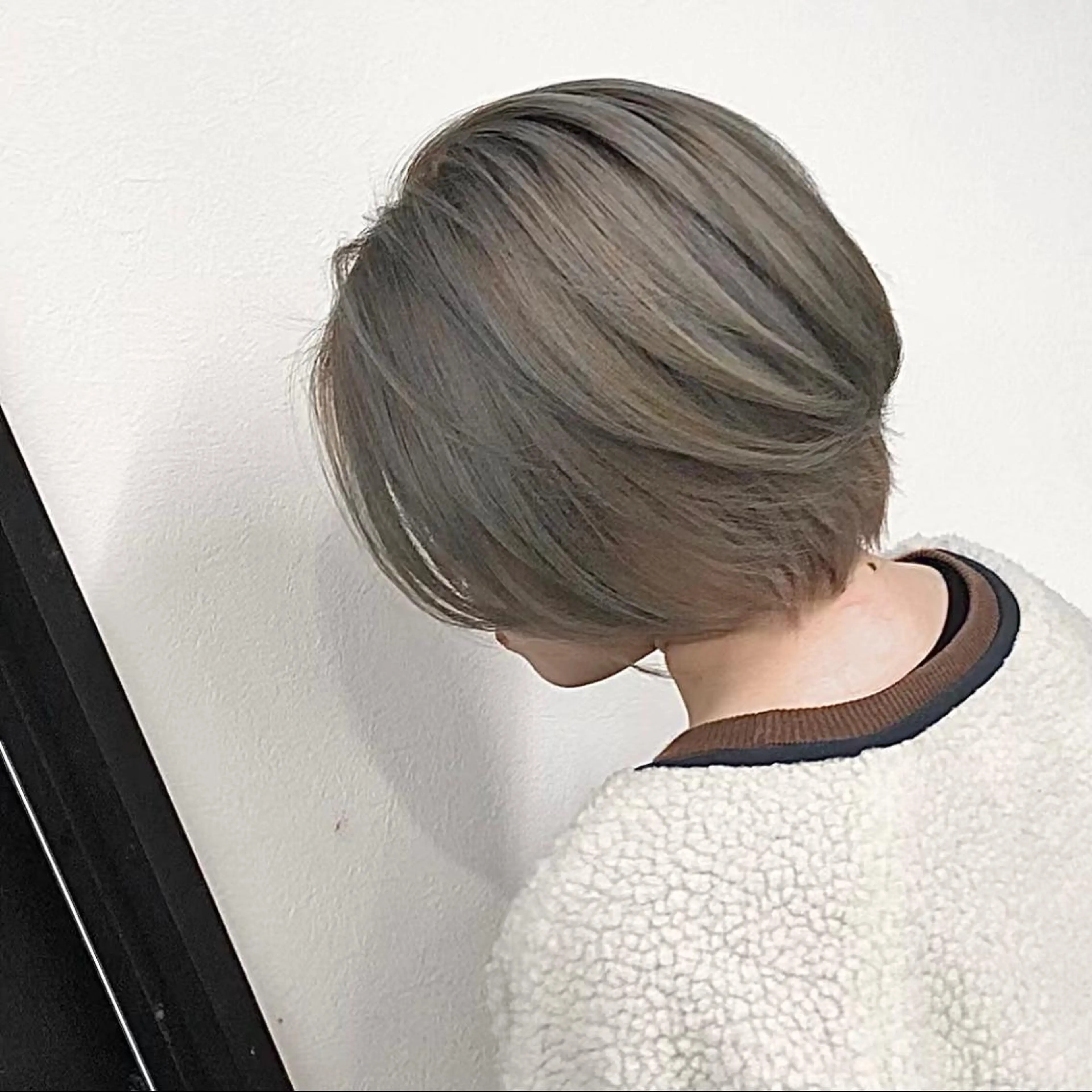ショート カラー ヘアアレンジ バレイヤージュ デザインカラー ハイライトカラー 外国人風カラー ハイライト アンドウ ユウ/ レイヤーカット/韓国のヘアスタイル
