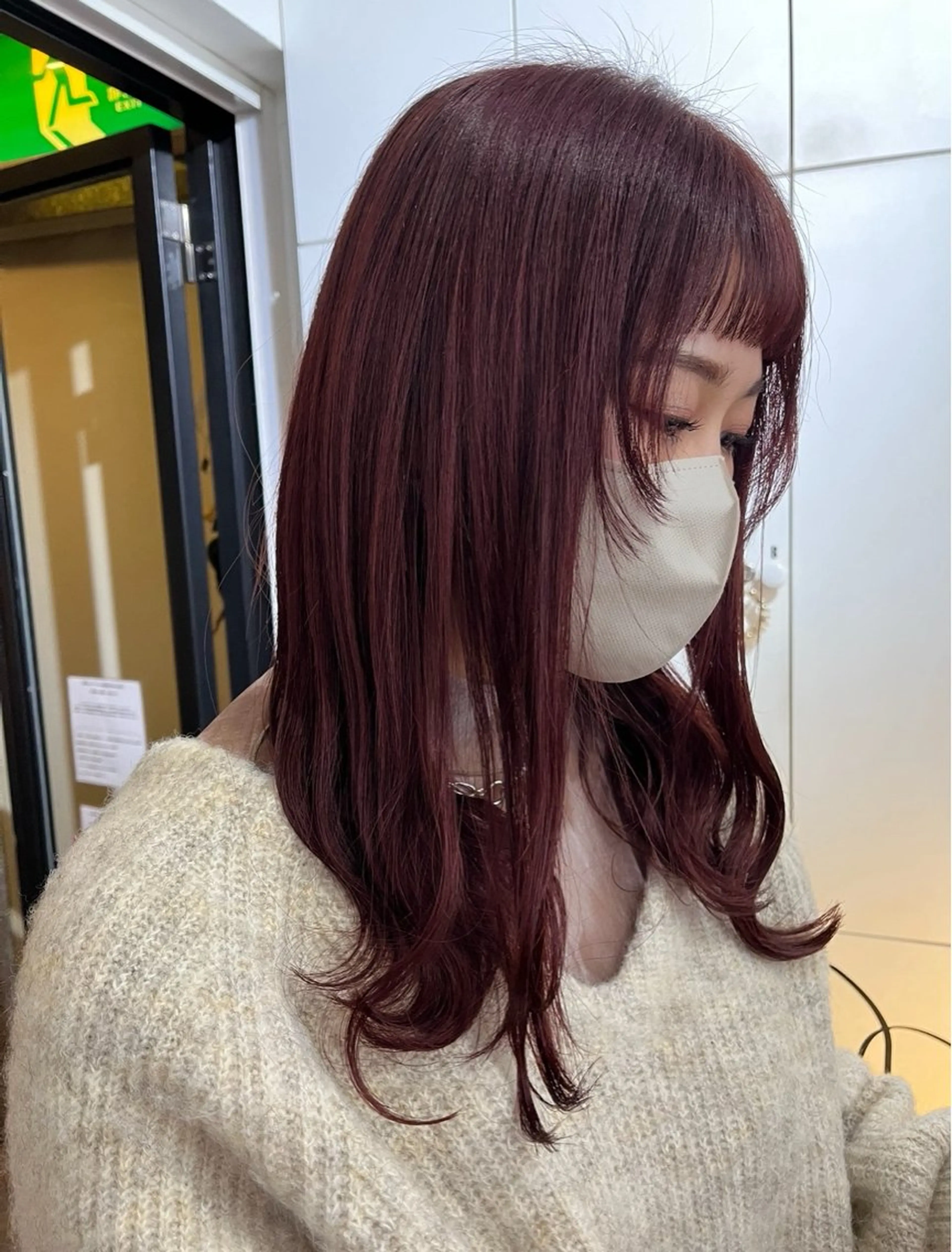 セミロング カラー ブリーチ ラベンダーカラー レッドカラー カット ヘアカラー トリートメント 暖色/まろベージュ/ シカタユウカのヘアスタイル