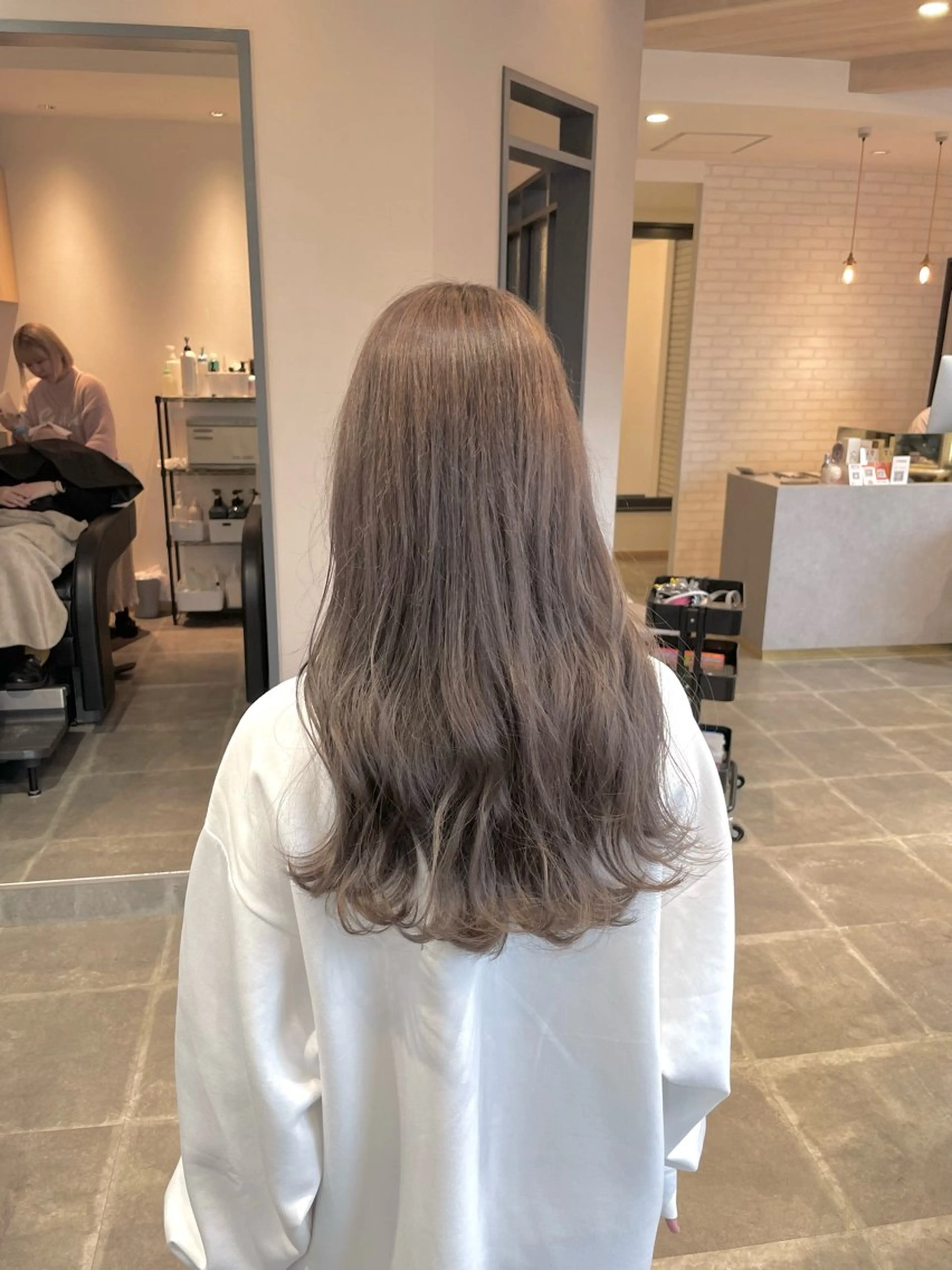 ロング カラー カット ヘアカラー トリートメント 西村 れいのヘアスタイル