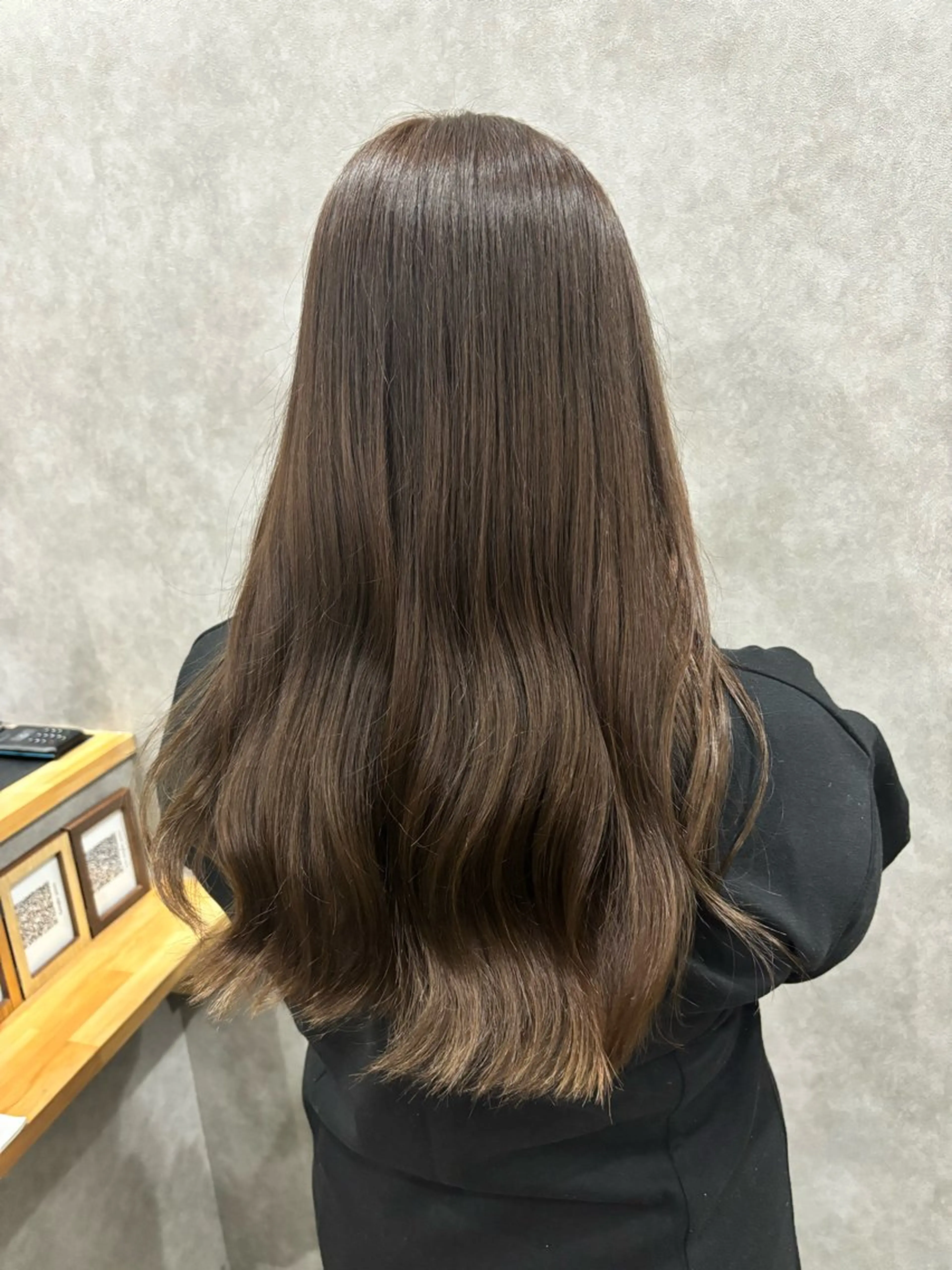 ロング カラー アッシュ ベージュカラー ヘアカラー FUJINO RYOのヘアスタイル