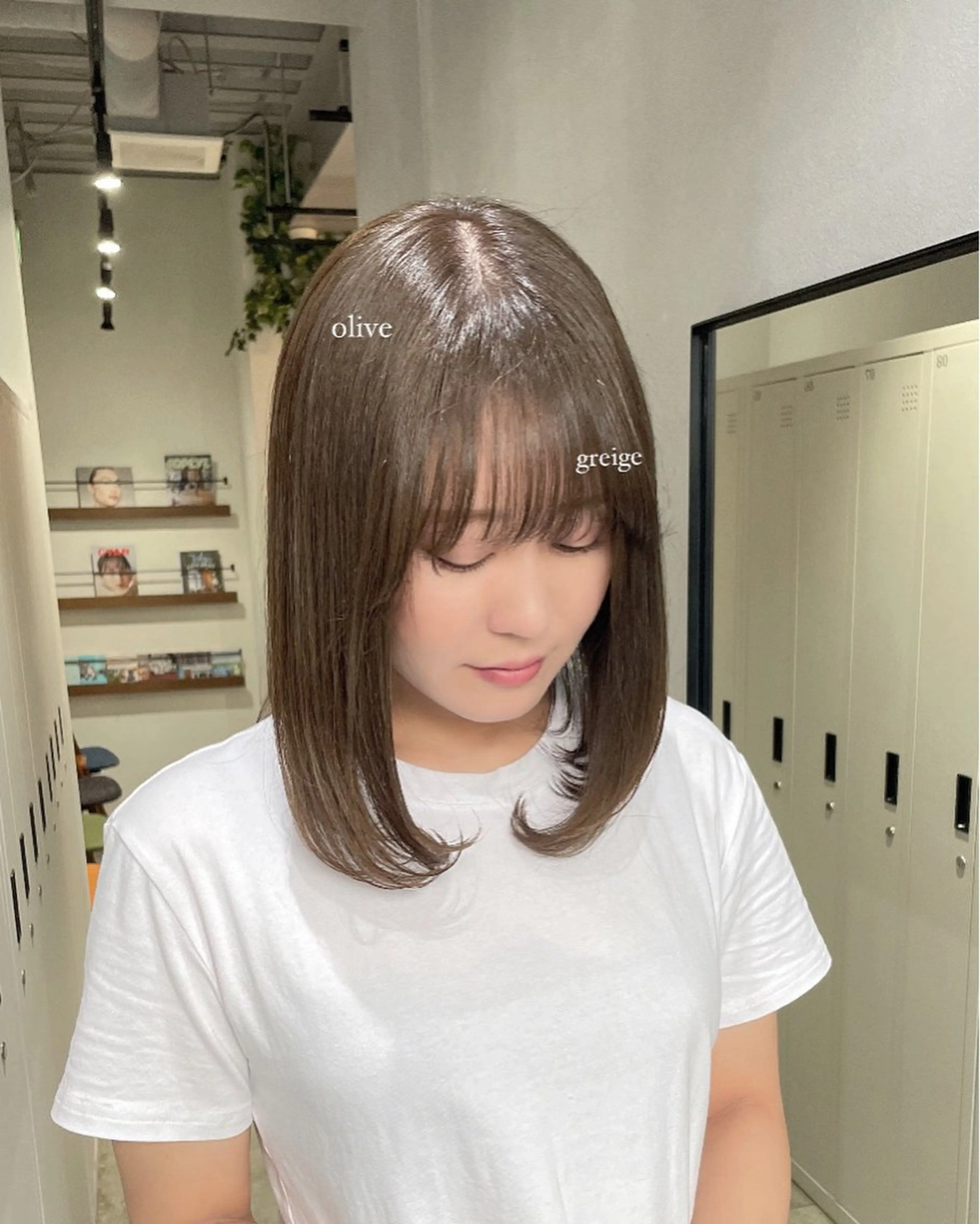 ミディアム カラー グレージュ オリーブグレージュ オリーブグレー ヘアカラー sora/ボブ/ レイヤーカットのヘアスタイル