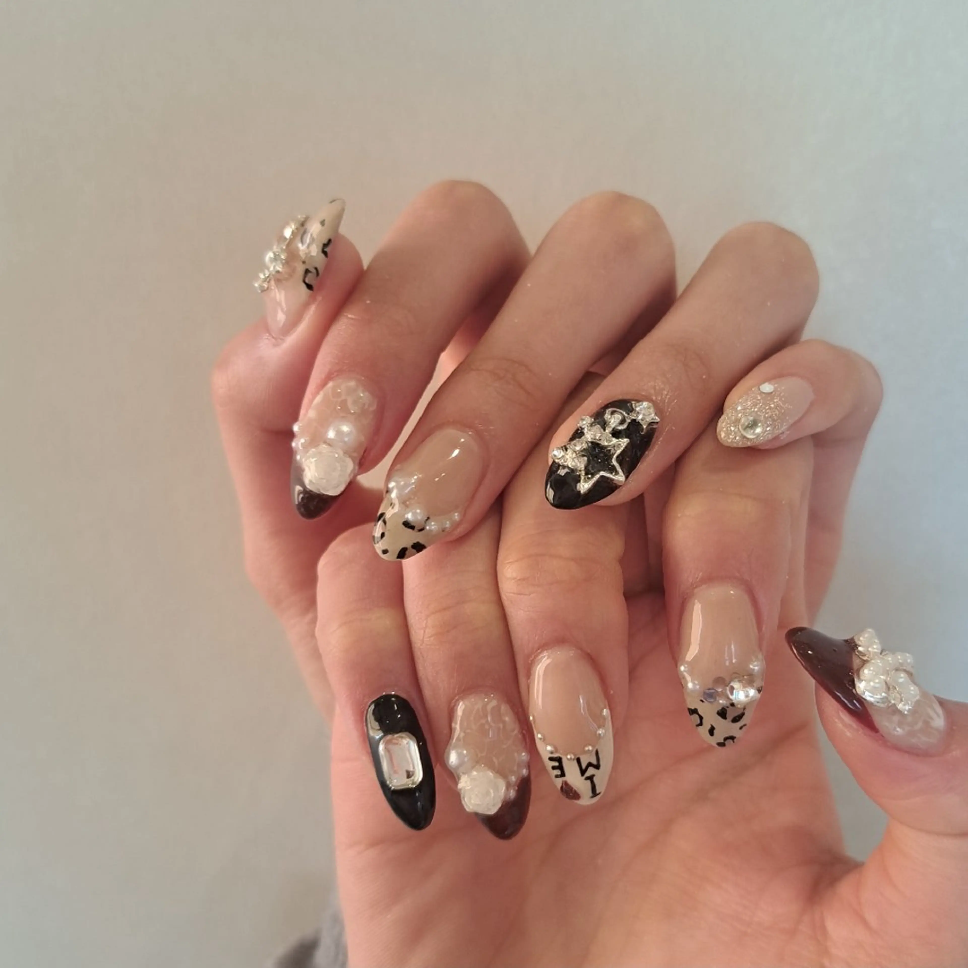 ネイル アートネイル フレンチネイル ジェルネイル 持ち込み Nail mood /アートし放題のネイルデザイン