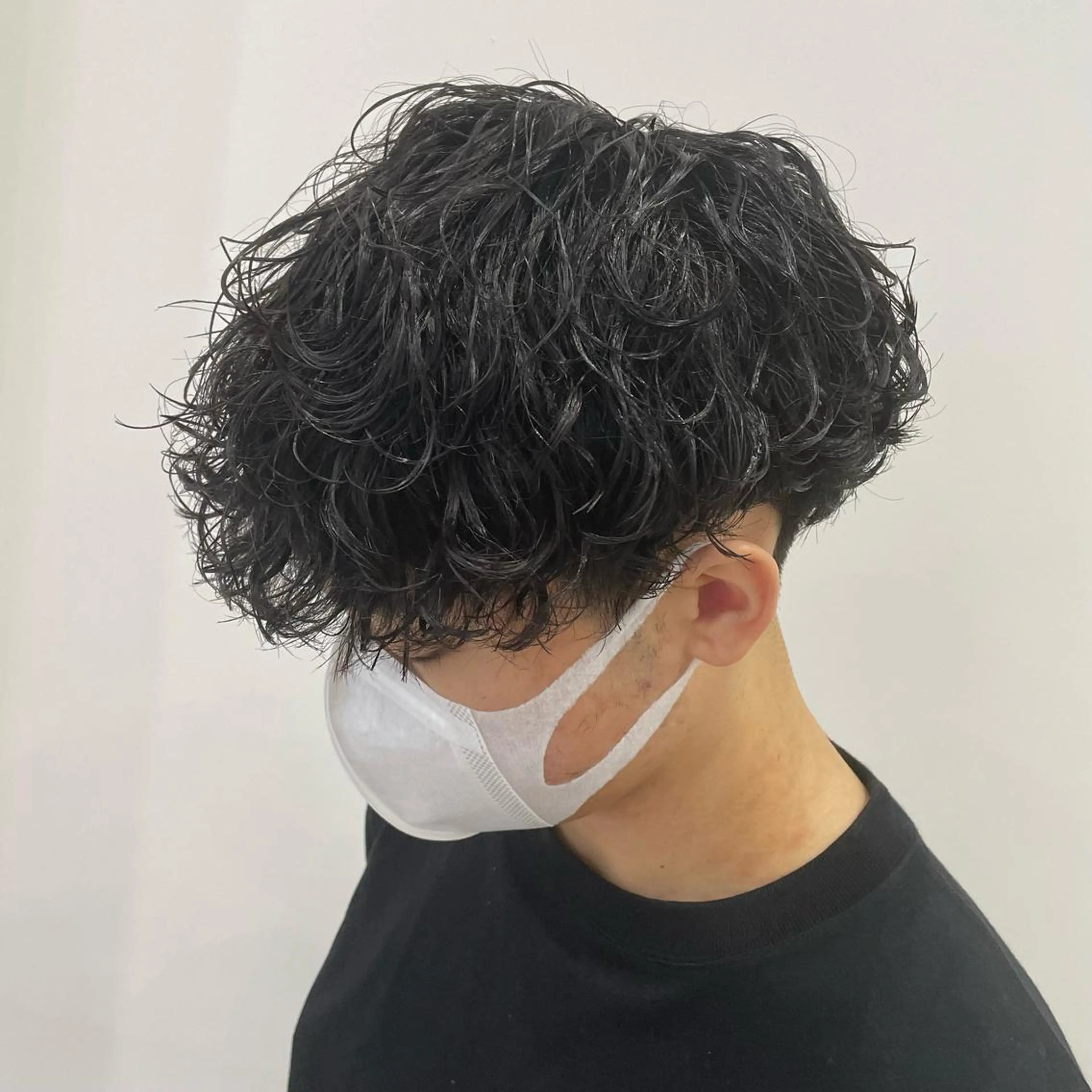 ミディアム パーマ メンズ カット パーマ 🔥縦落ちツイスパ 🔥鈴木健紀のヘアスタイル