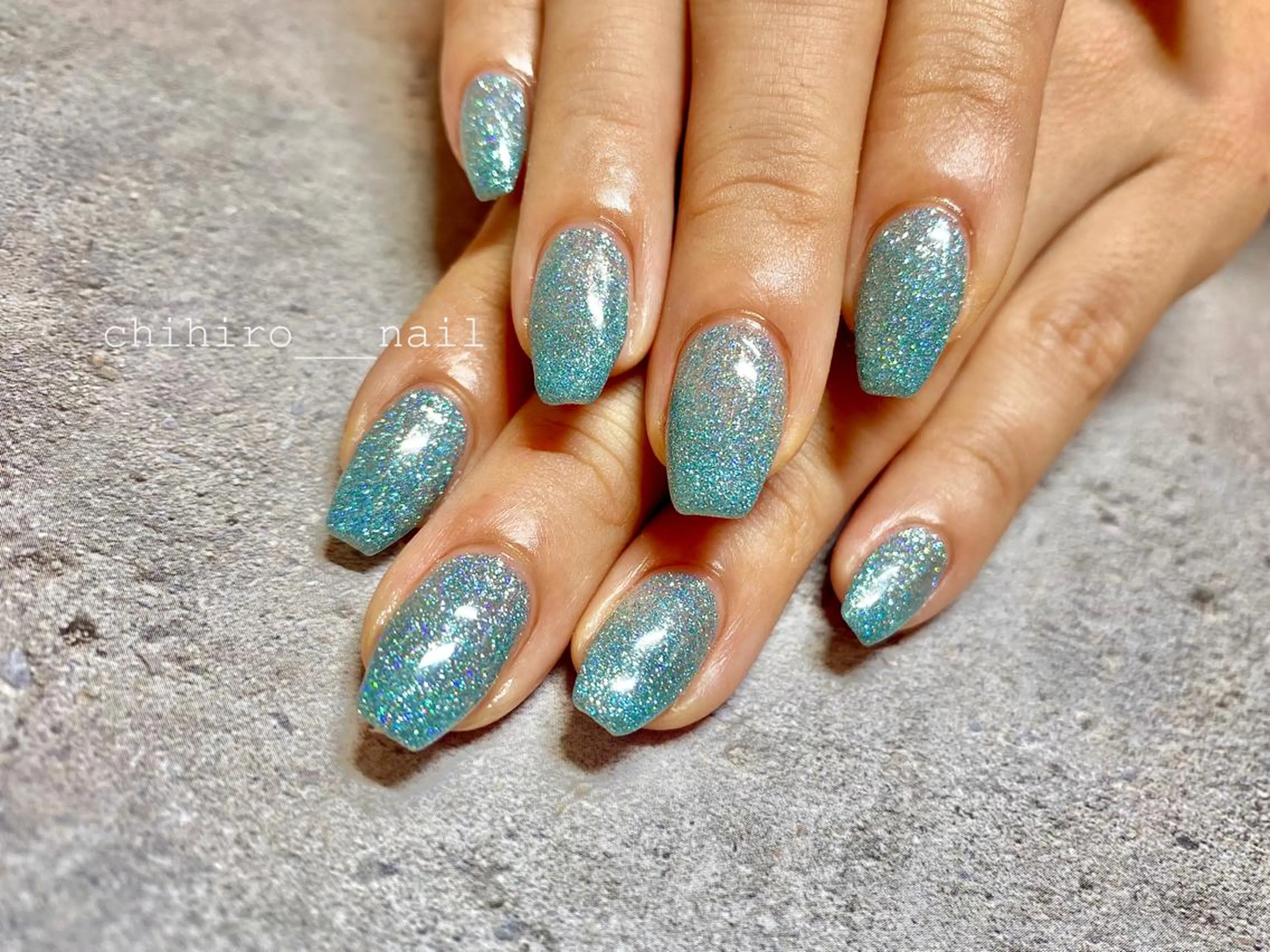 ショート カラー ネイル フラッシュネイル ジェルネイル ラメ(グリッター) ワンカラーネイル パラジェル ハンドネイル beauty salon ma'am所属・chihiro 小路ネイルのネイルデザイン