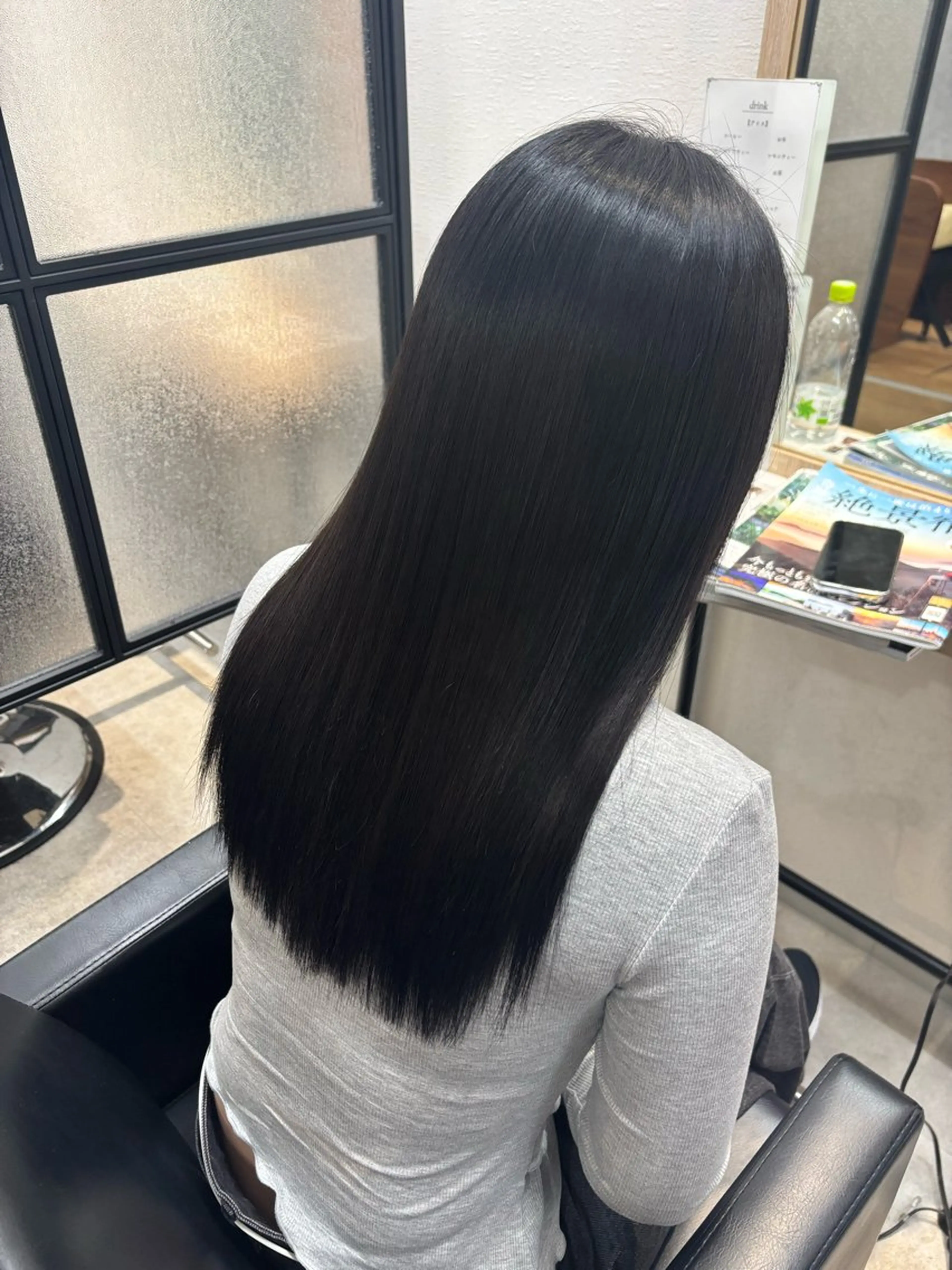 ミディアムorロングレイヤーカットの写真