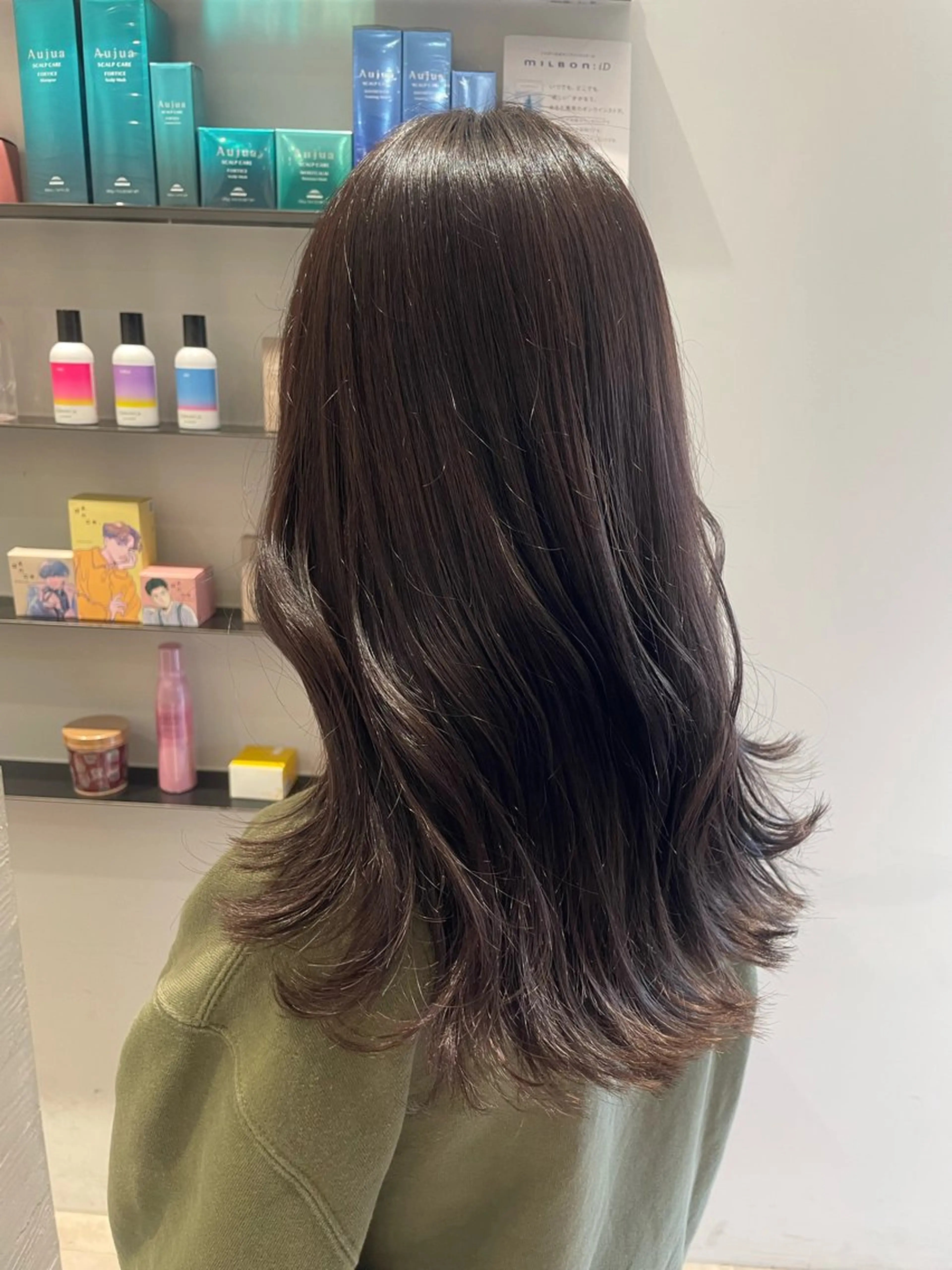 セミロング カット ヘアカラー トリートメント NEST by chord （ネストバイコード）所属・🤍関根 朋香🤍のヘアスタイル