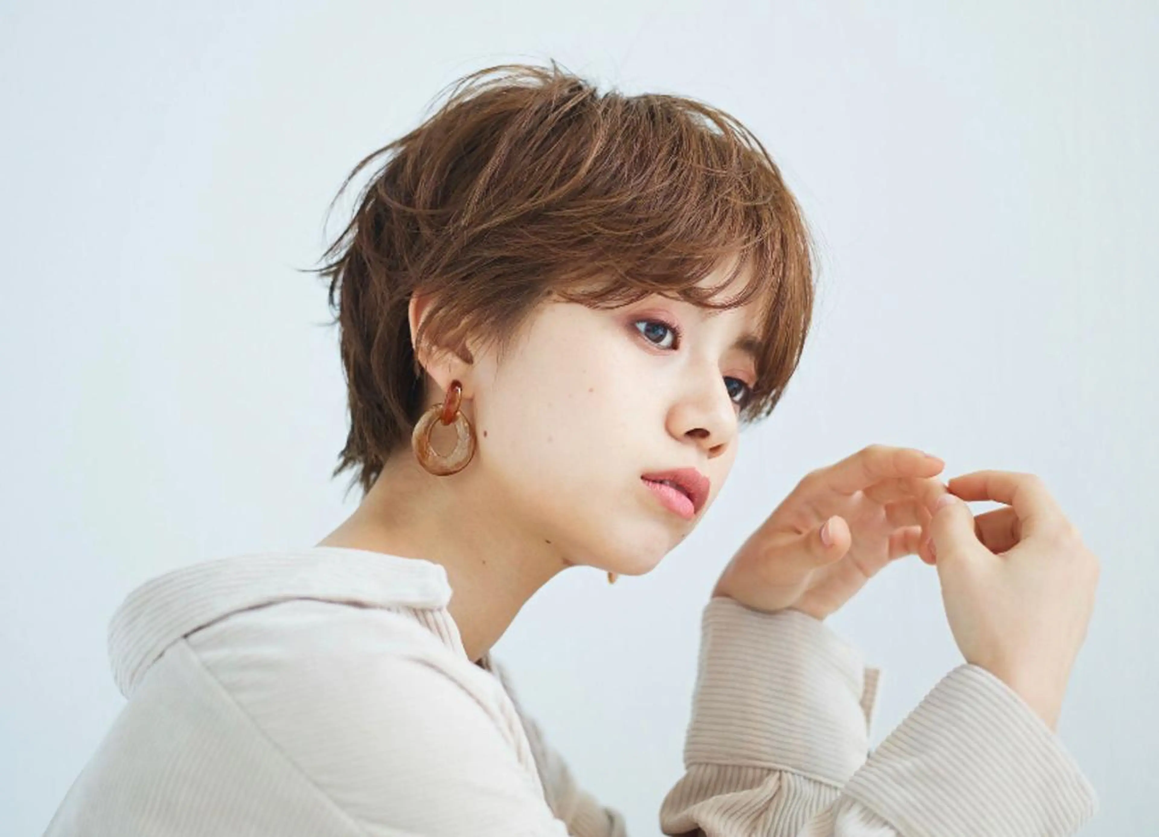 ショート THE DAY所属・AKI HASHIMOTOのヘアスタイル
