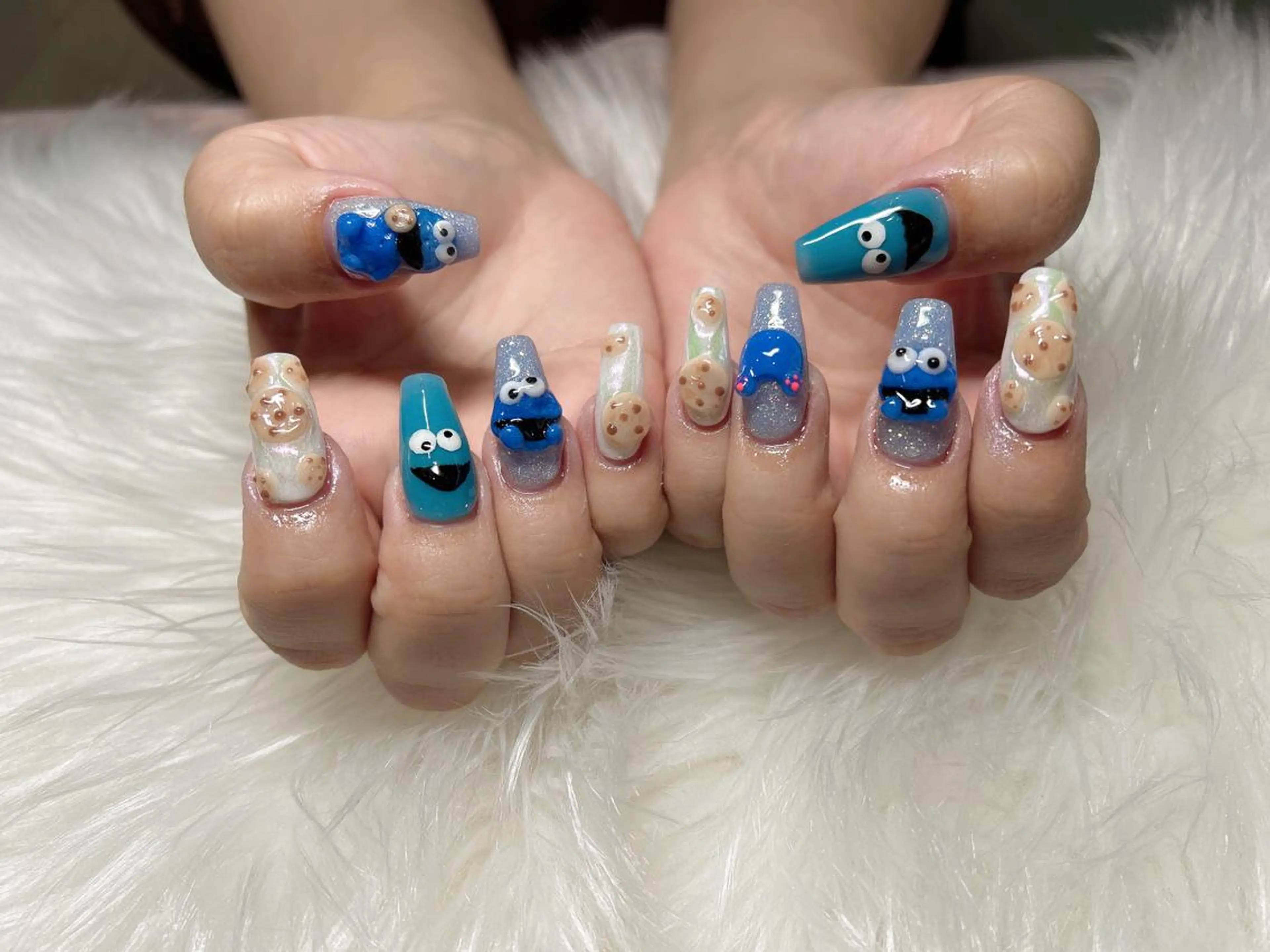 ミディアム ネイル ハンドネイル 《LB》ラブリエ Nail&eyeのマツエク・マツパデザイン