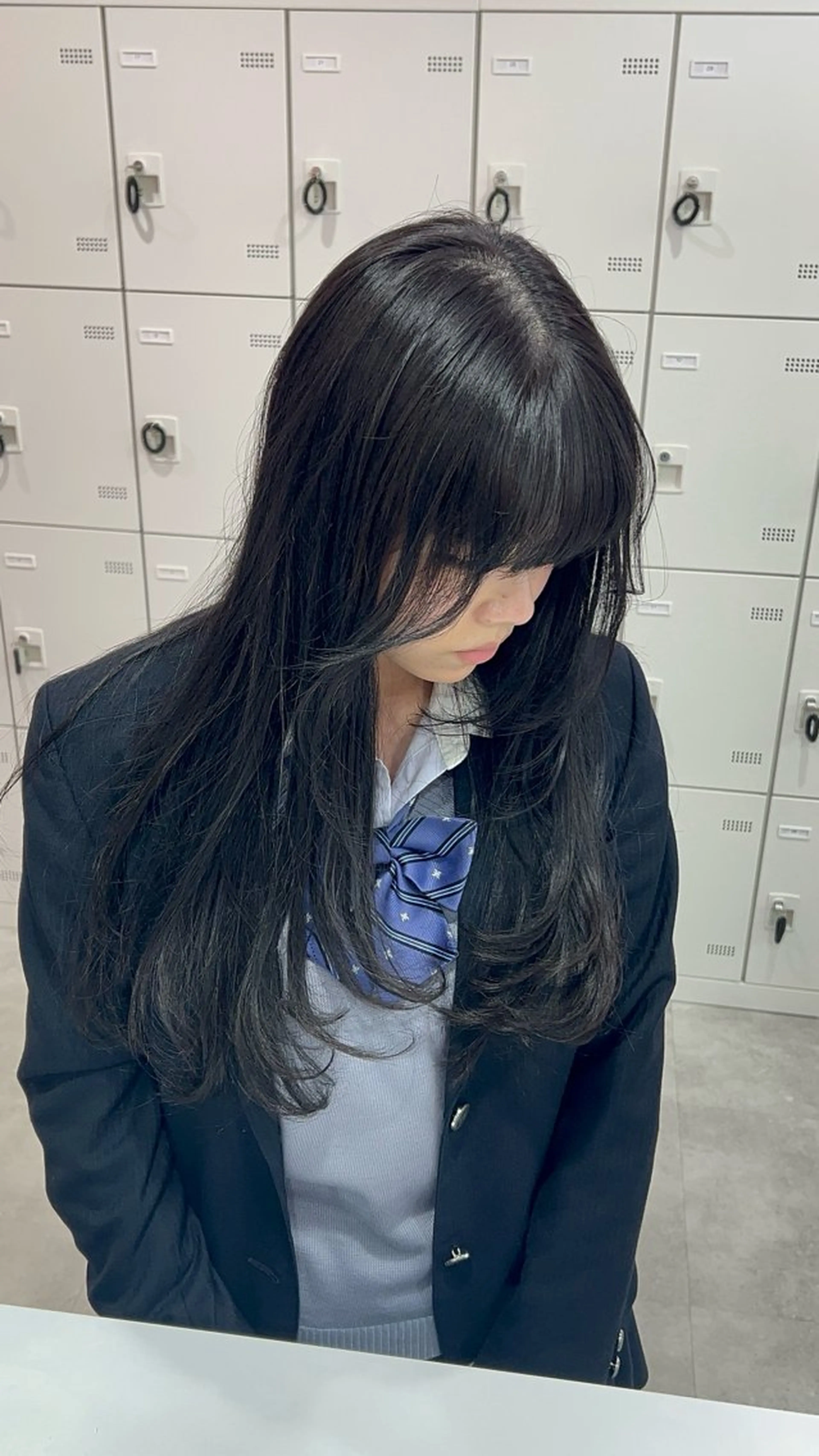 ロング カラー エフェクトブリーチ／ レイヤーカット／翔のヘアスタイル