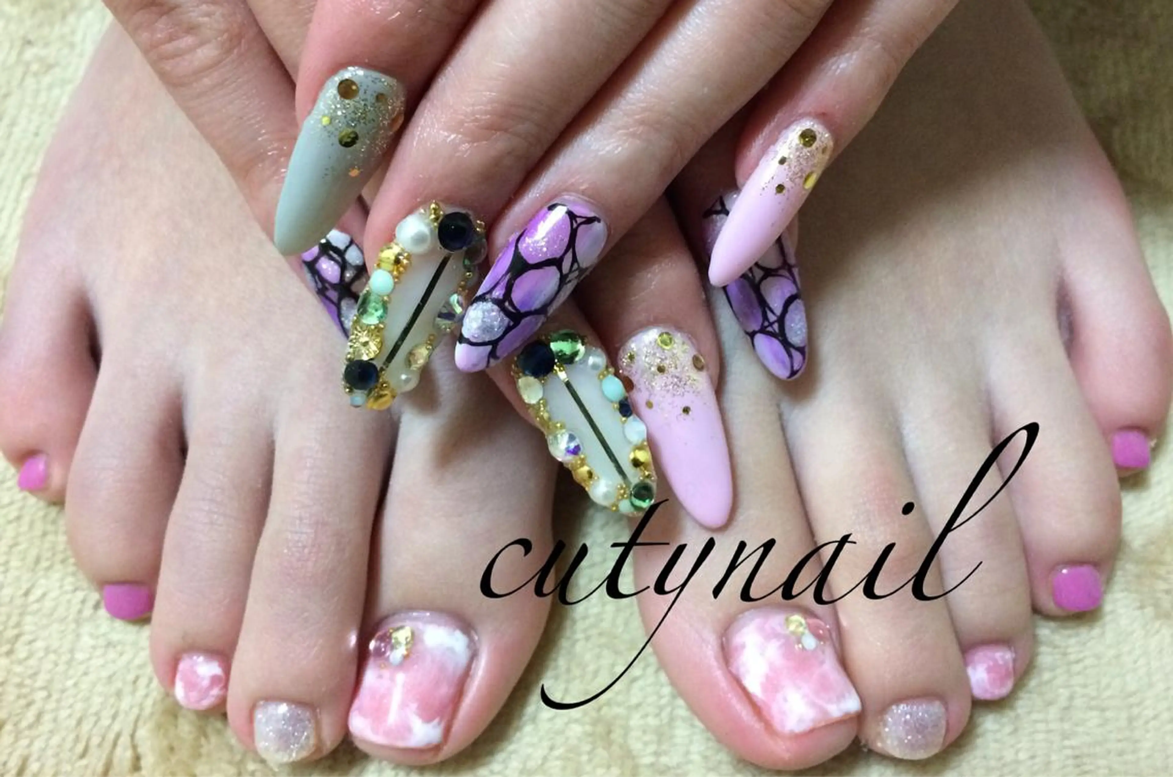 ネイル フットネイル ジェルネイル スカルプネイル cuty nailのネイルデザイン