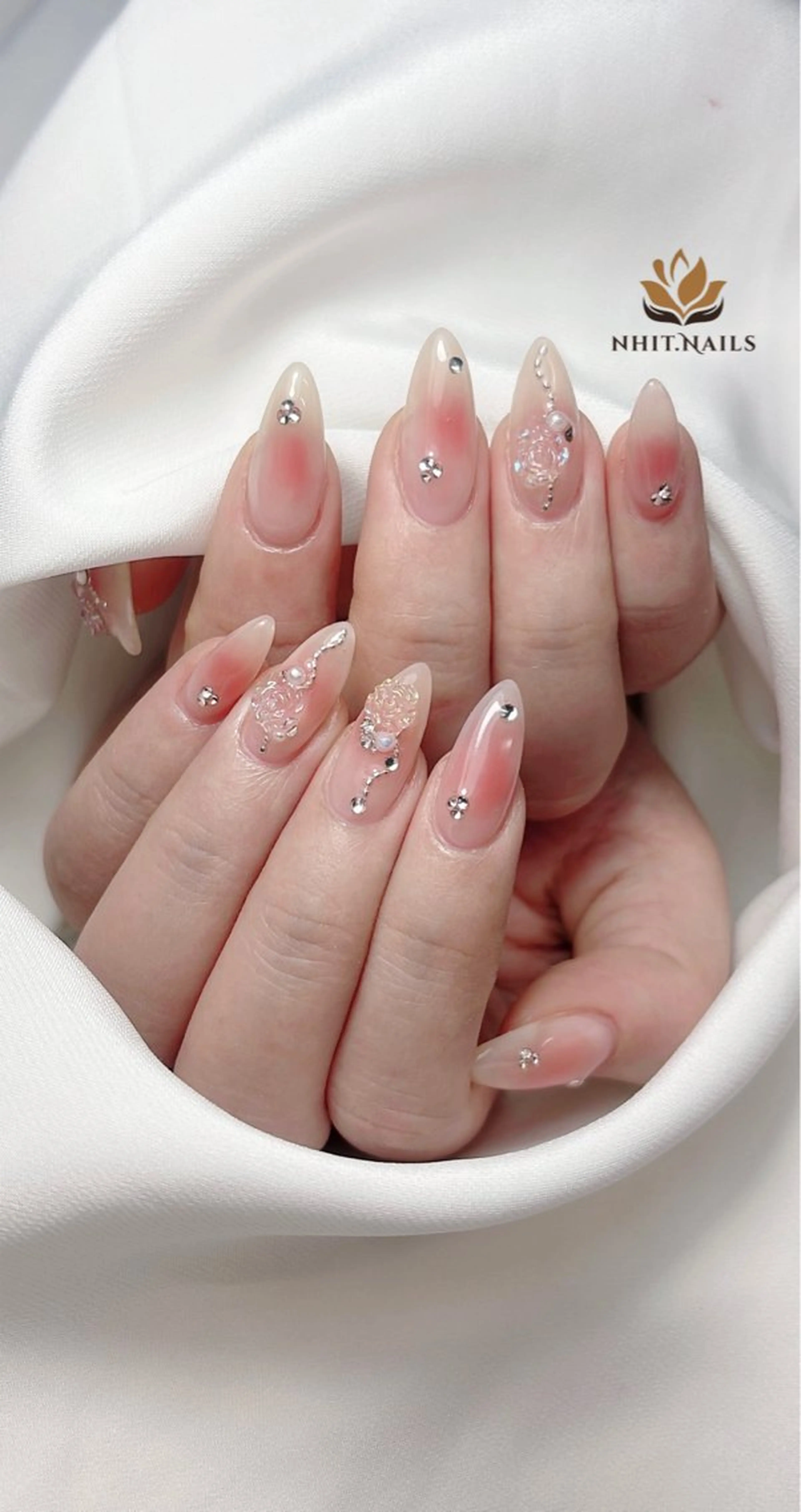 ネイル ニットネイル所属・Nhit Nailsのネイルデザイン