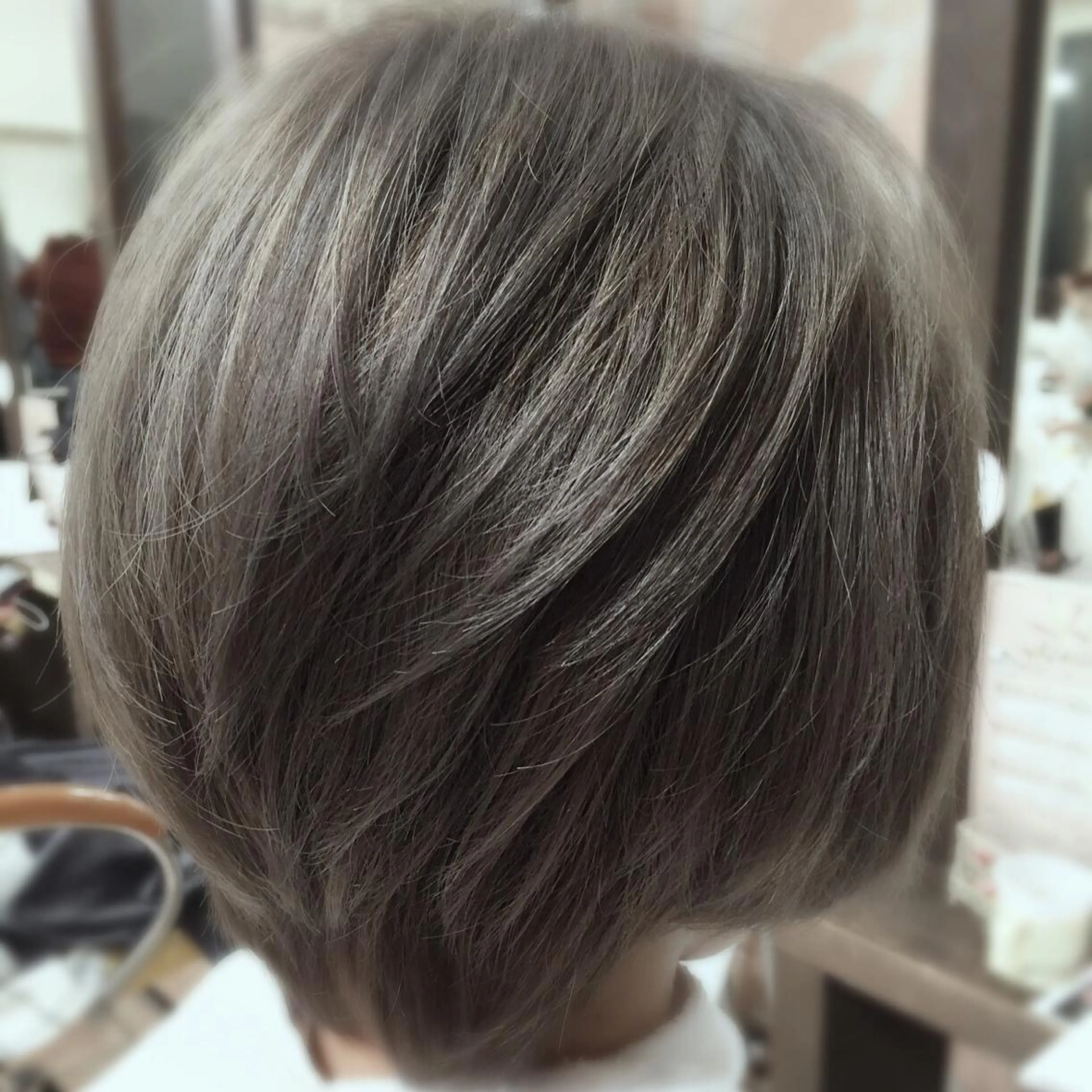 ショート カラー 今里 弘樹のヘアスタイル