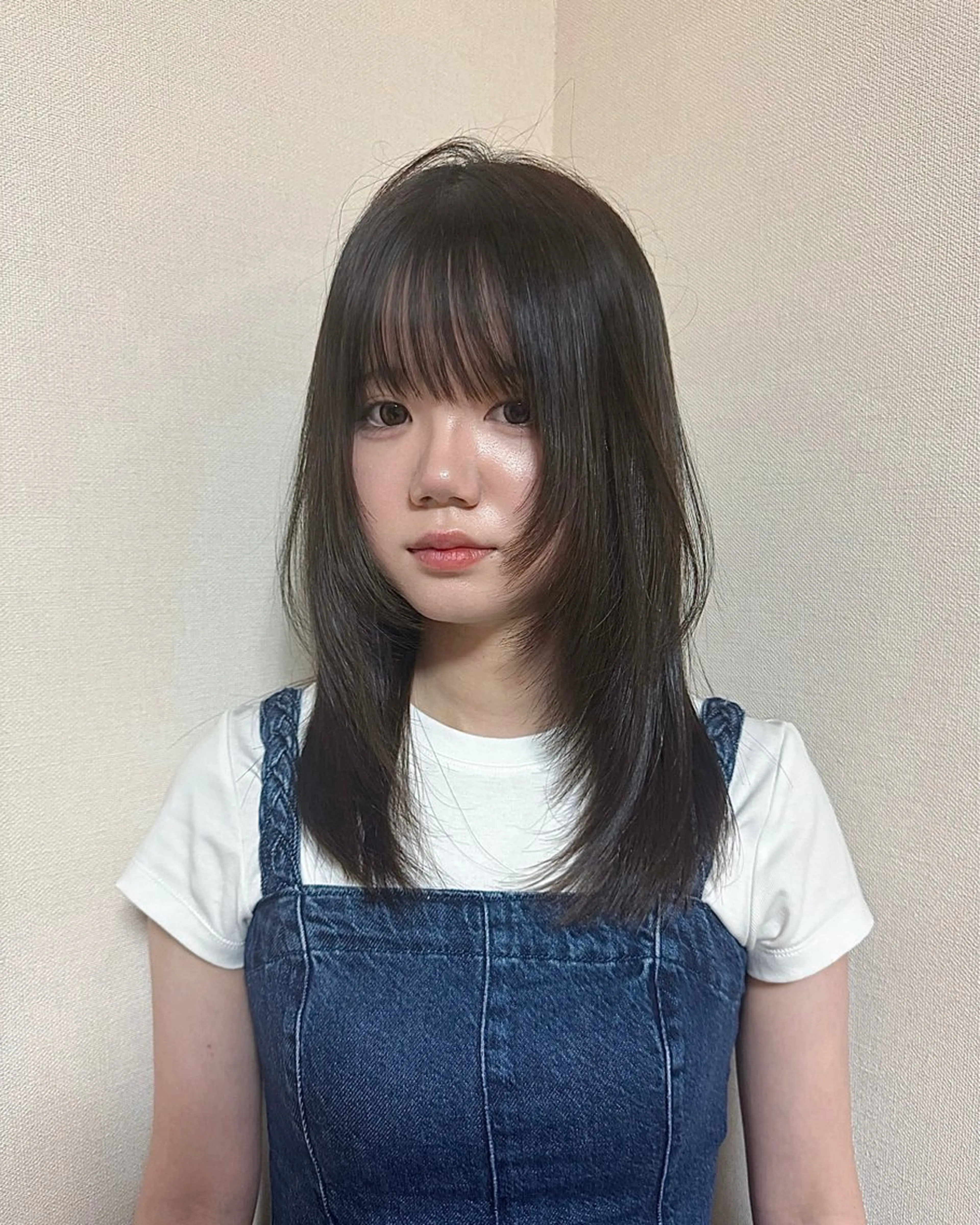 ミディアム レイヤーカット カット 🪐hikari /艶カラー/髪質改善のヘアスタイル