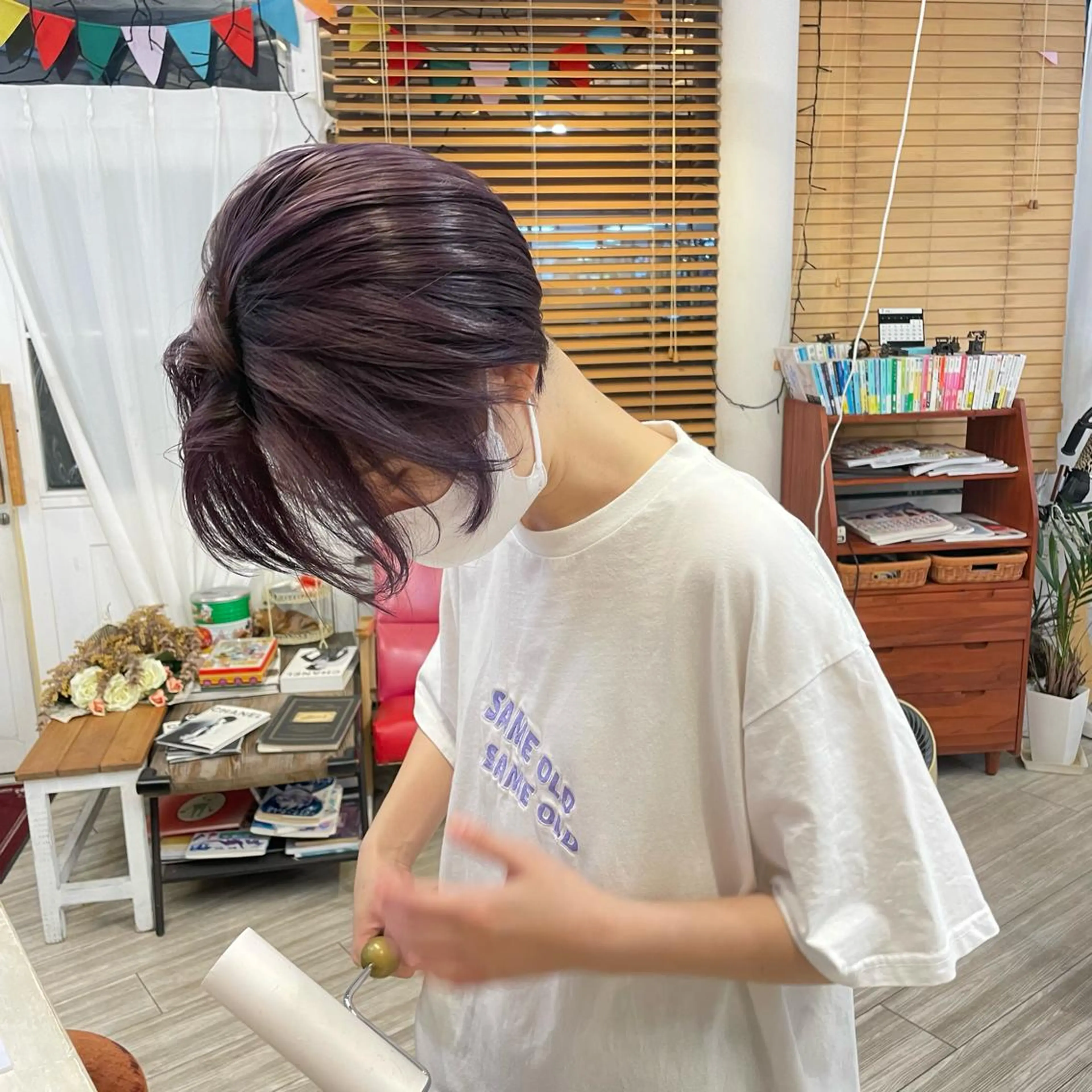 ショート カラー ブリーチ パープルカラー インナーカラー/推し アニメカラー/ウルフのヘアスタイル