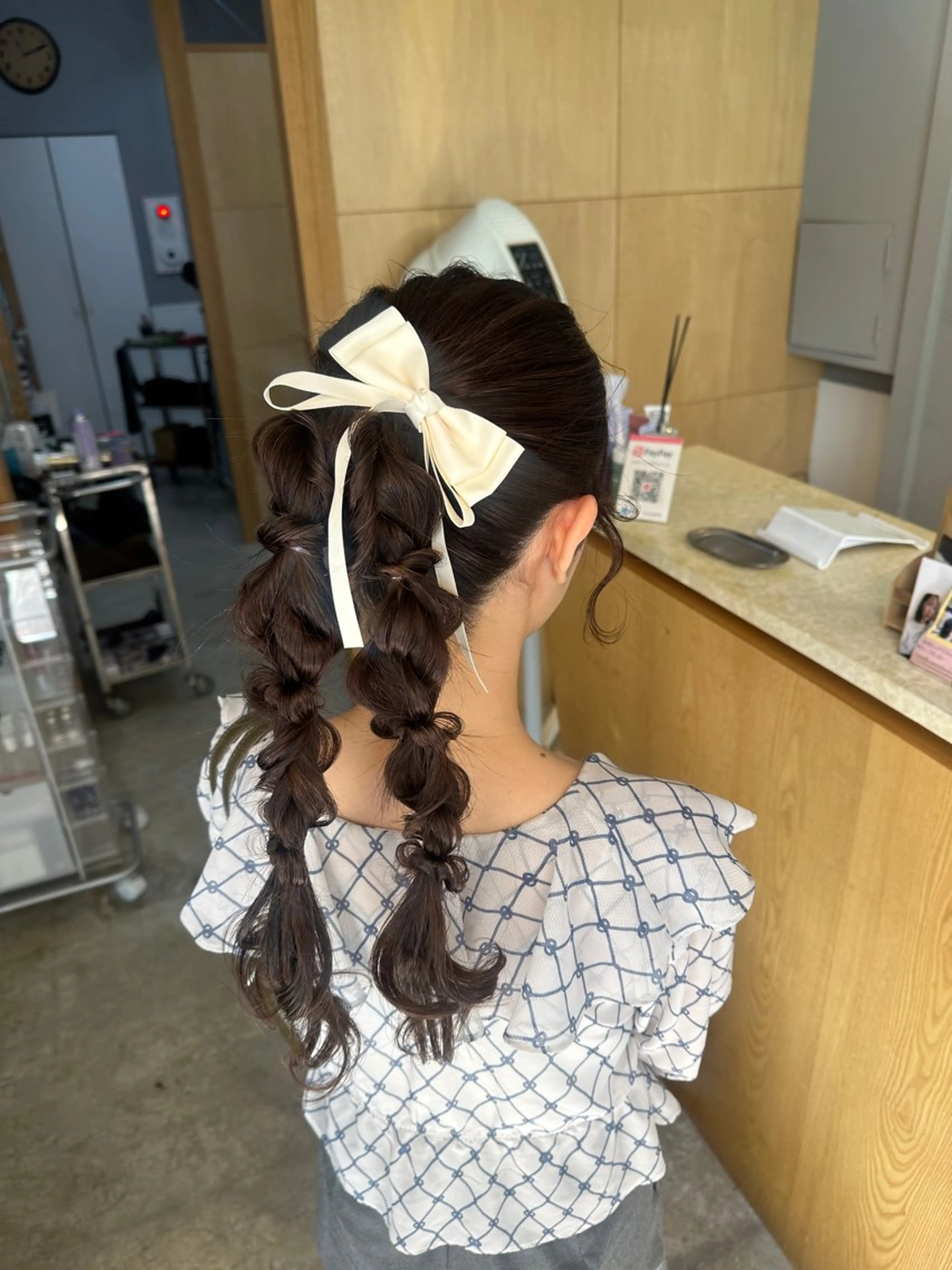 セミロング ヘアセット miloc MOMOKAのヘアスタイル