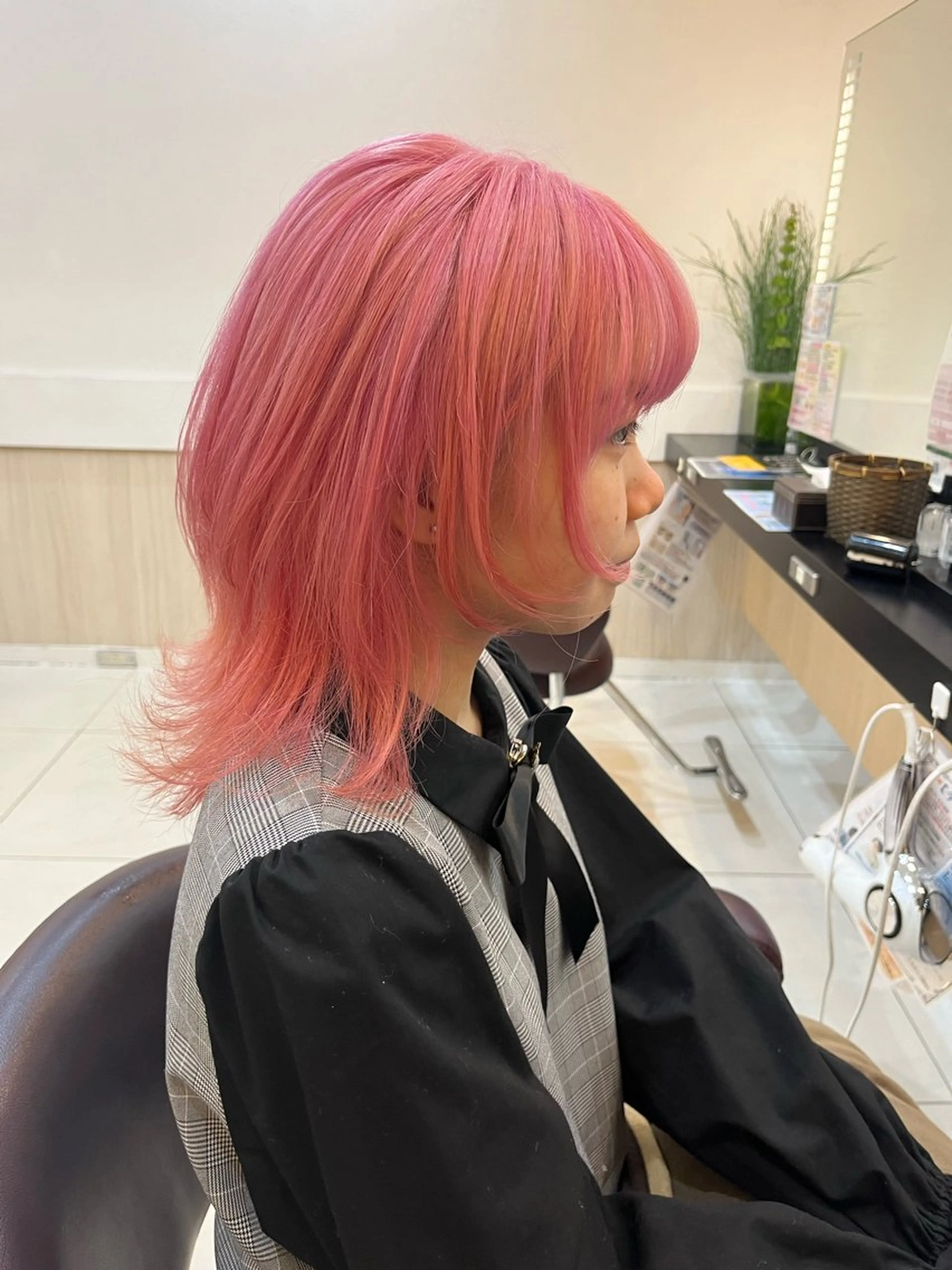 ミディアム カラー ブリーチ ケアブリーチ ダブルカラー ピンクカラー ヘアカラー トータルビューティー K:R鶴川のヘアスタイル