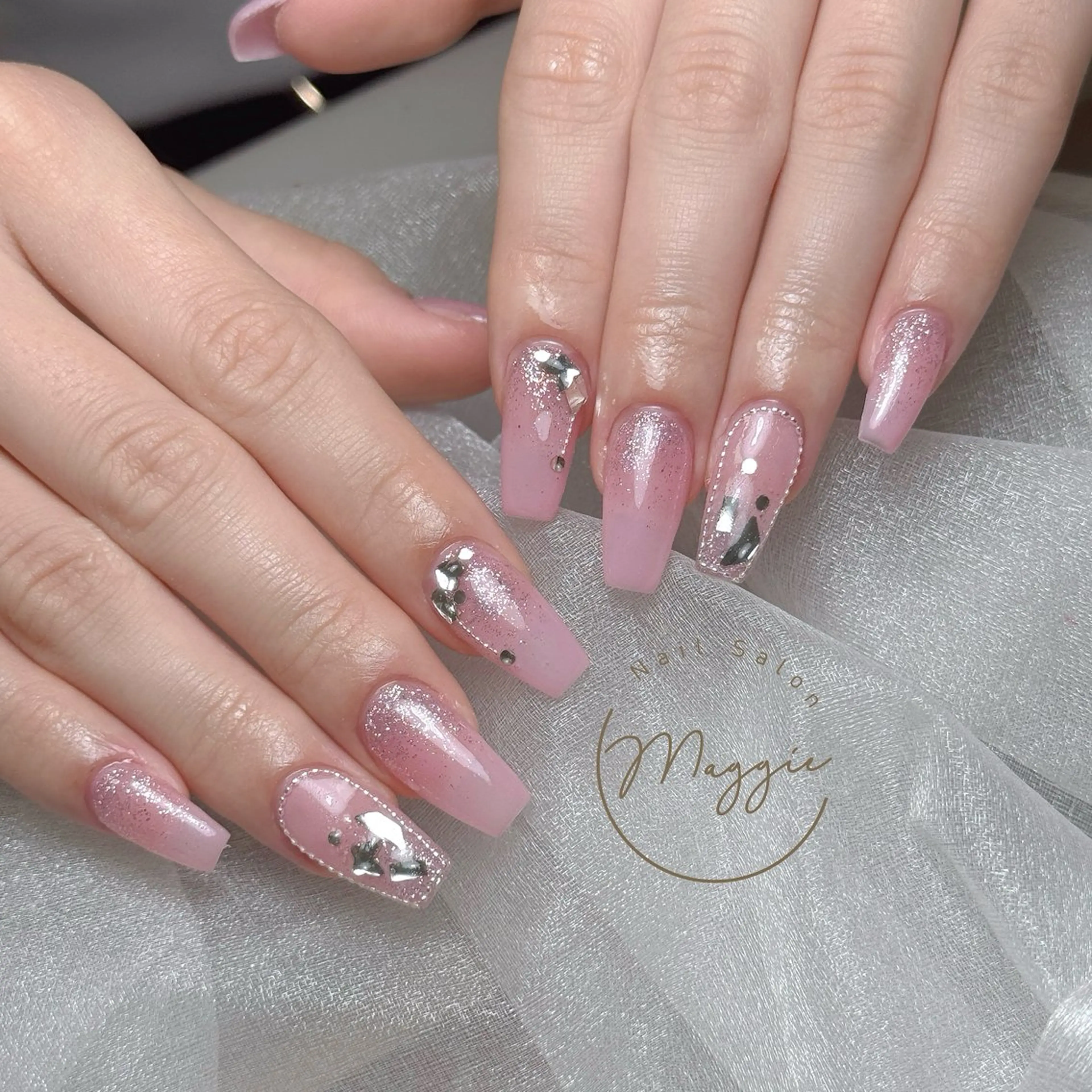 ネイル ハンドネイル Maggie Nail🦩のネイルデザイン