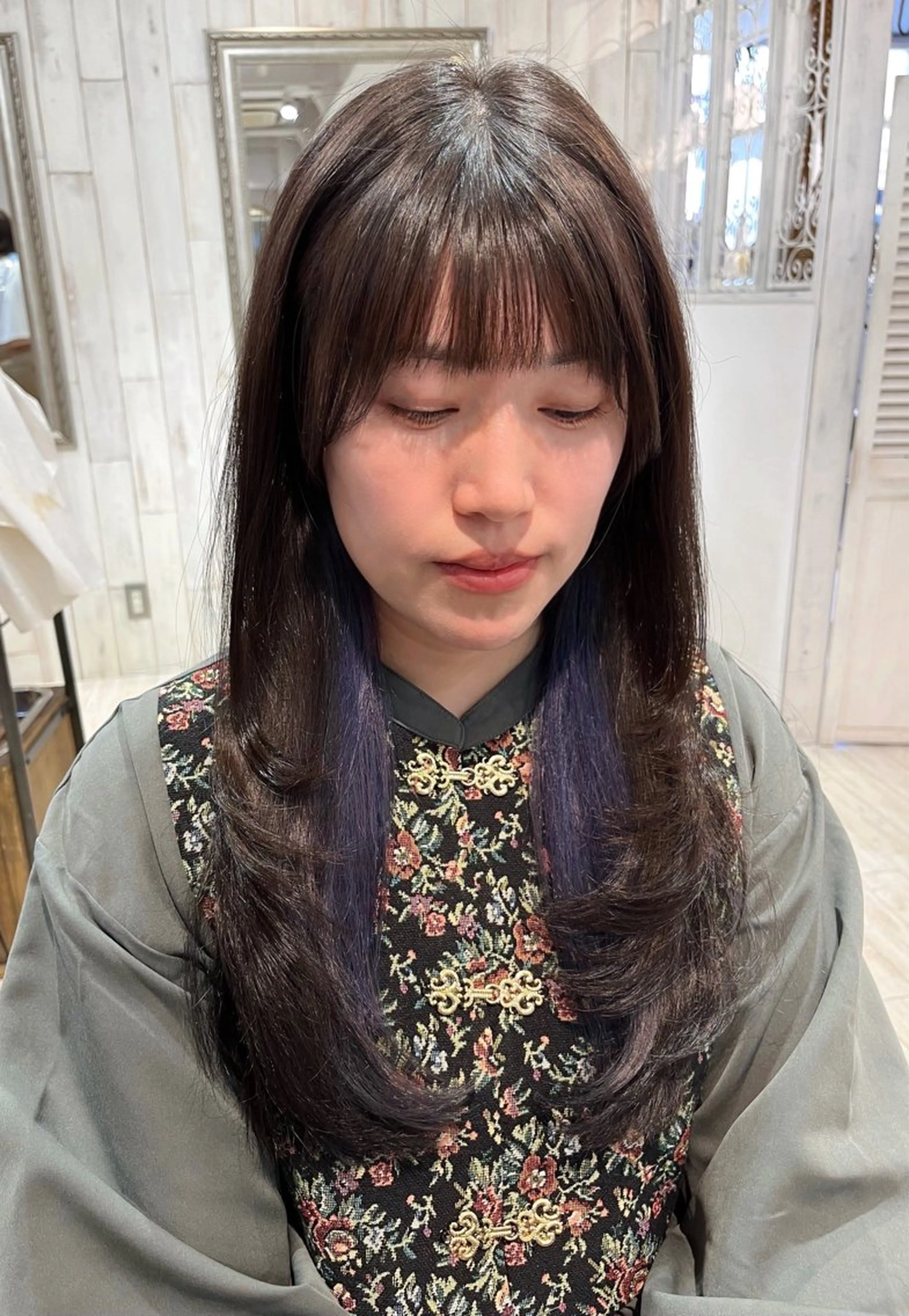 ロング カラー ブルーカラー ブルーバイオレット インナーカラー バイオレットカラー 【韓国ヘア×透明感 カラー】笹谷 莉未のヘアスタイル