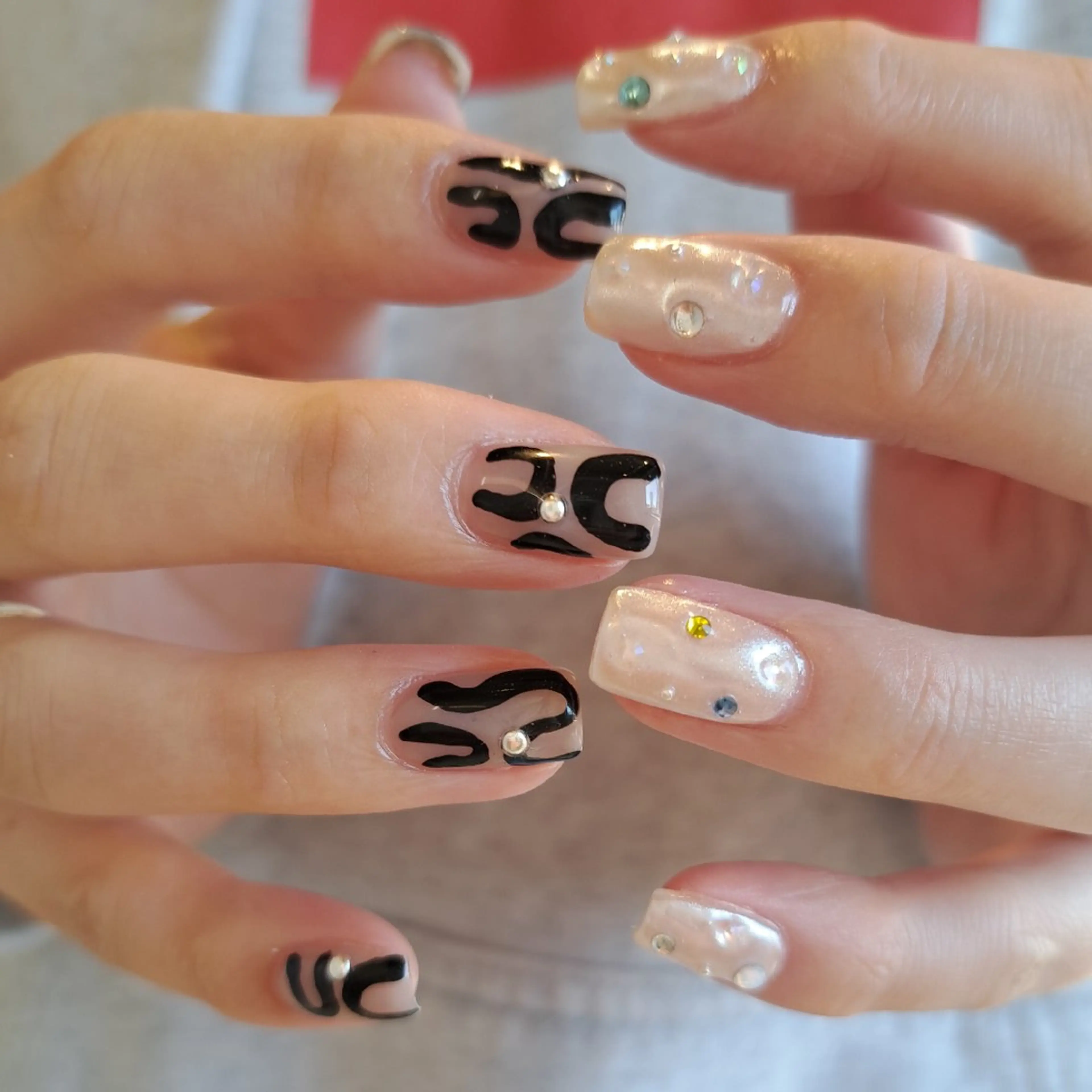 ネイル アートネイル ジェルネイル ミラーネイル 持ち込み ホワイト Nail mood /アートし放題のネイルデザイン