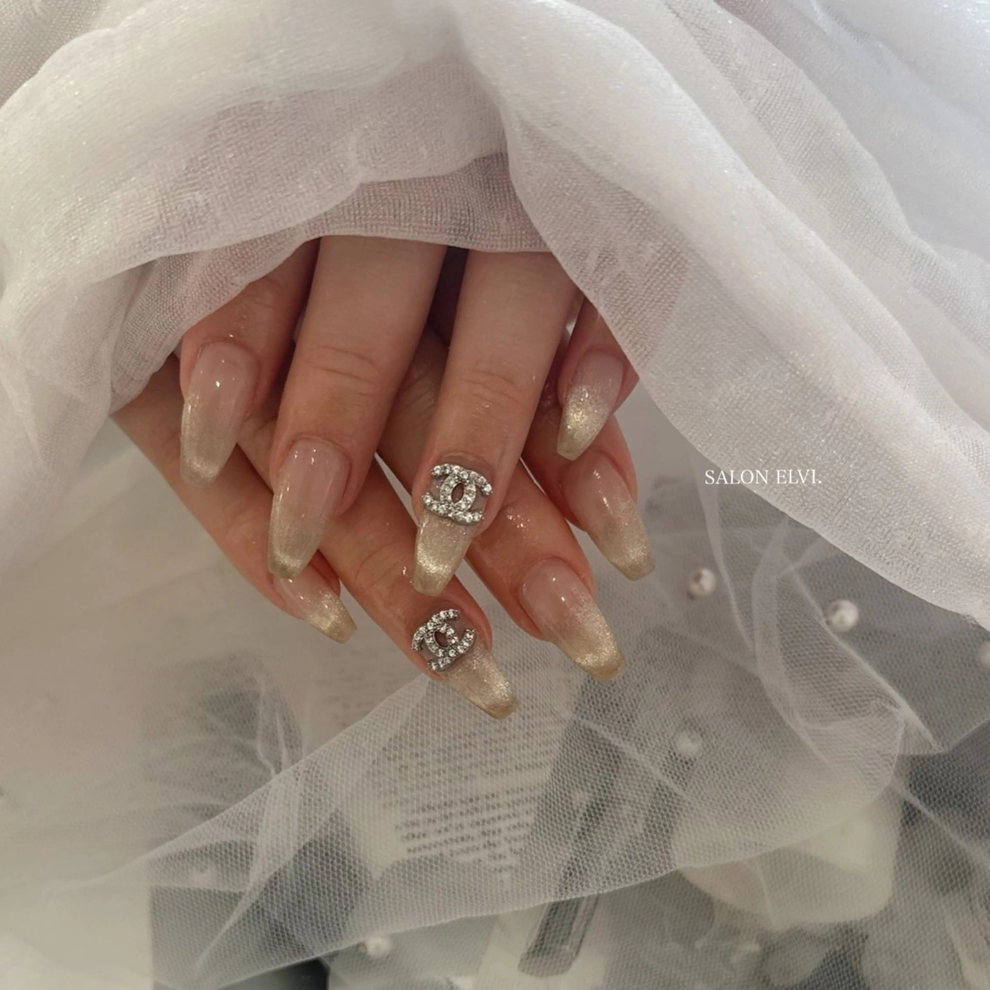 ネイル SALON ELVI.所属・SALON ELVI.のネイルデザイン