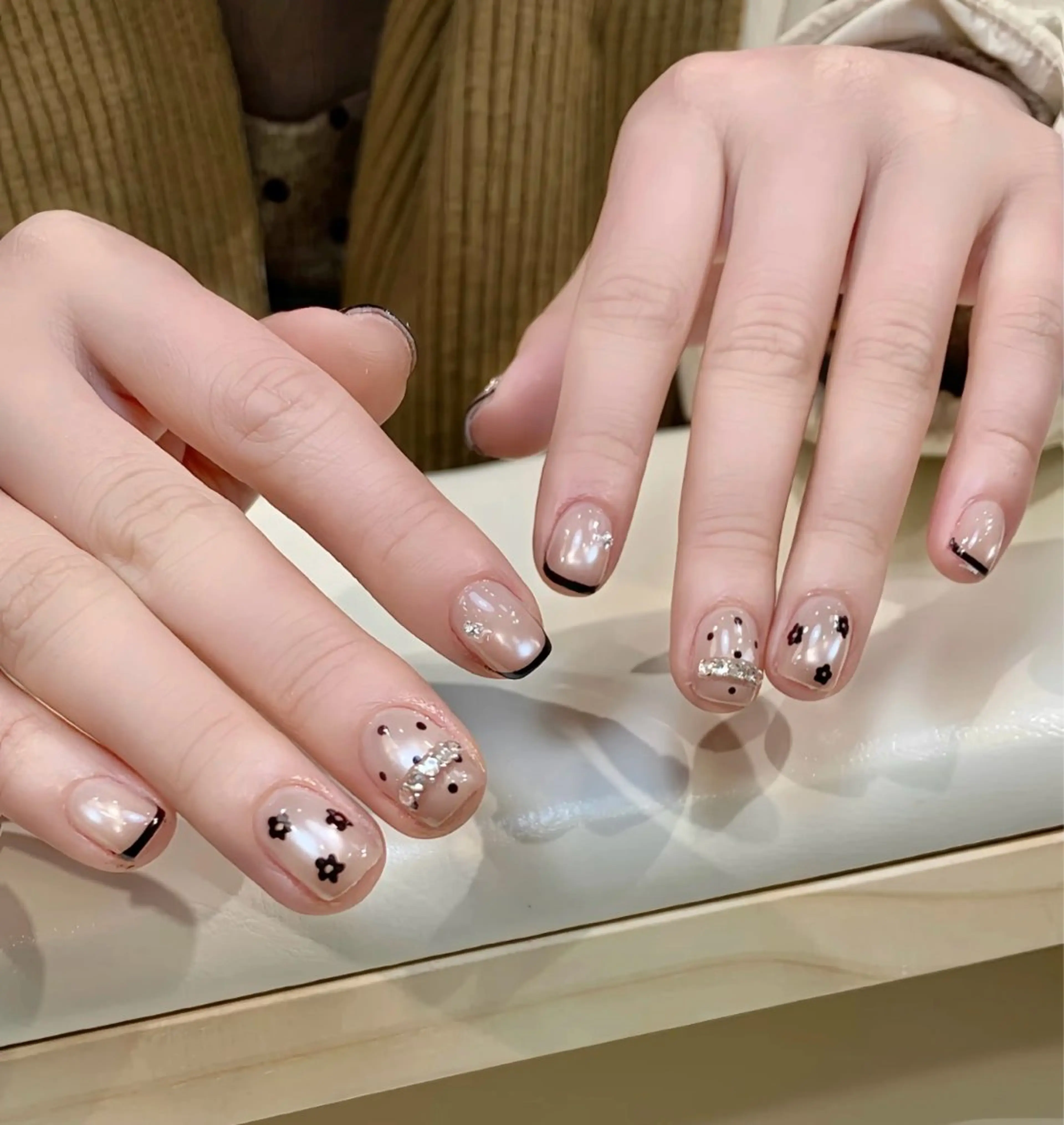 ネイル アートネイル チークネイル 長さ出し フットネイル ジェルネイル ハンドネイル ハンドケア For you. Nail Salonのネイルデザイン