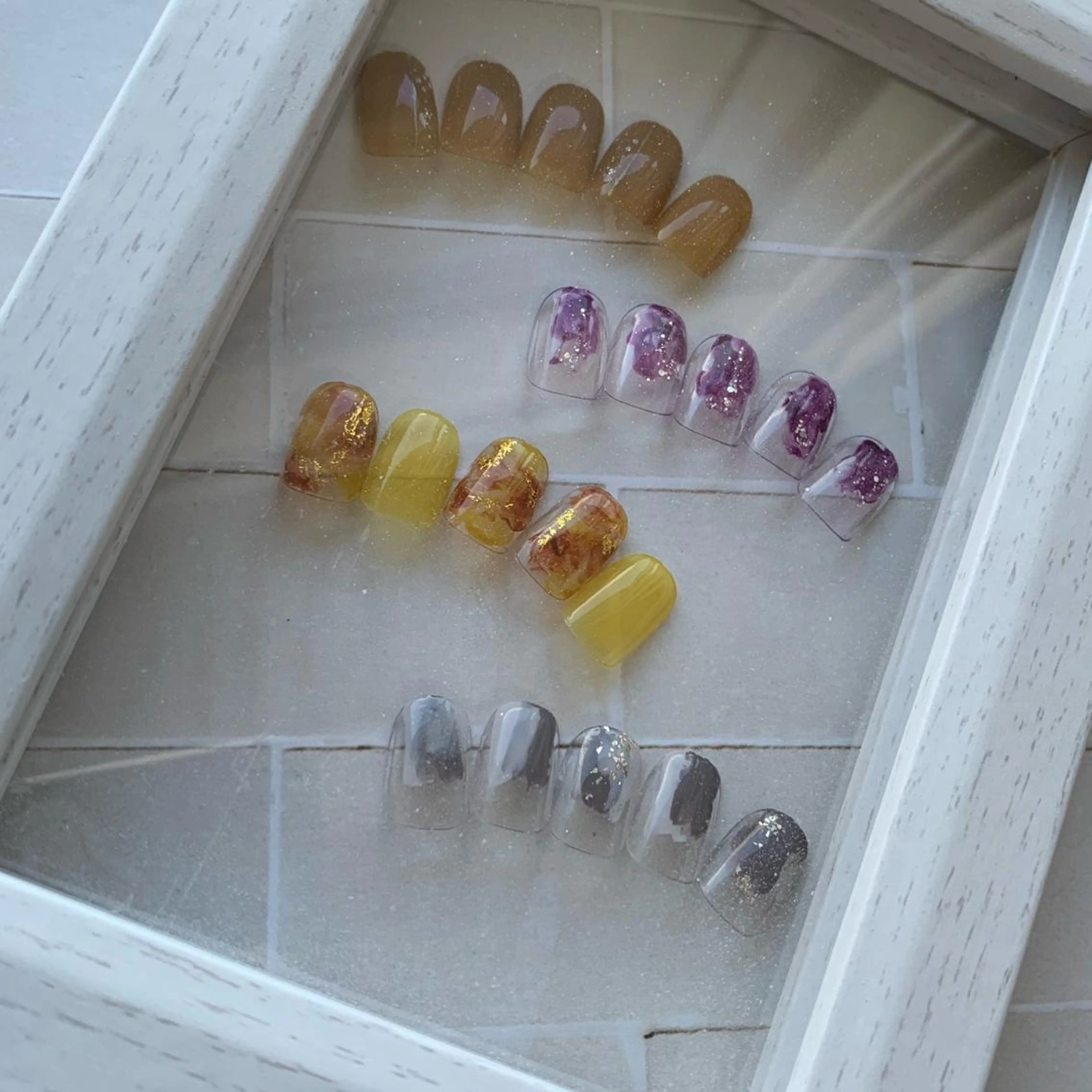 ネイル charme所属・. SHIORIのネイルデザイン