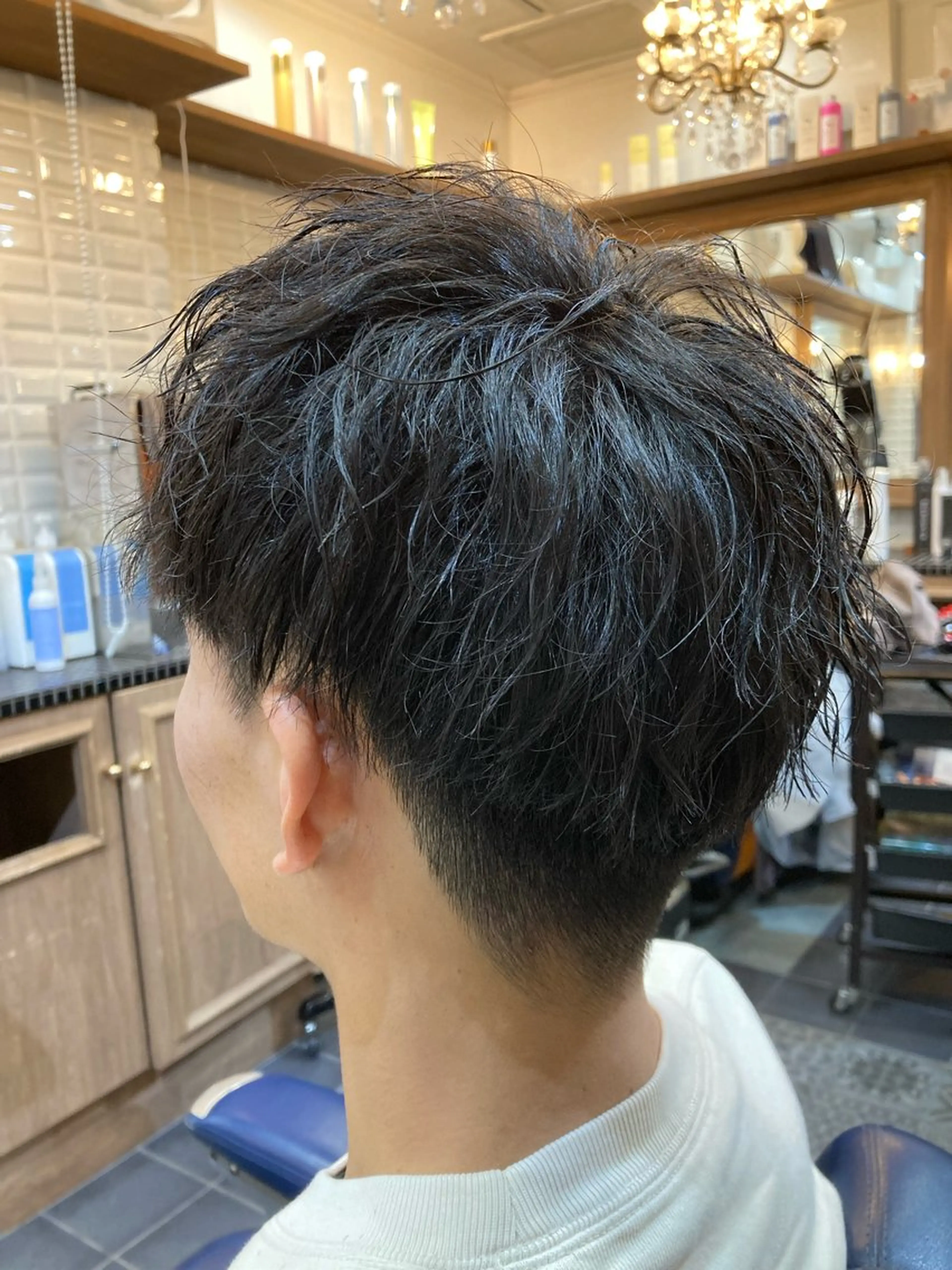 ミディアム メンズ ミディアムパーマ メンズパーマ カット トリートメント ルピナス中田店長 山口大地のヘアスタイル