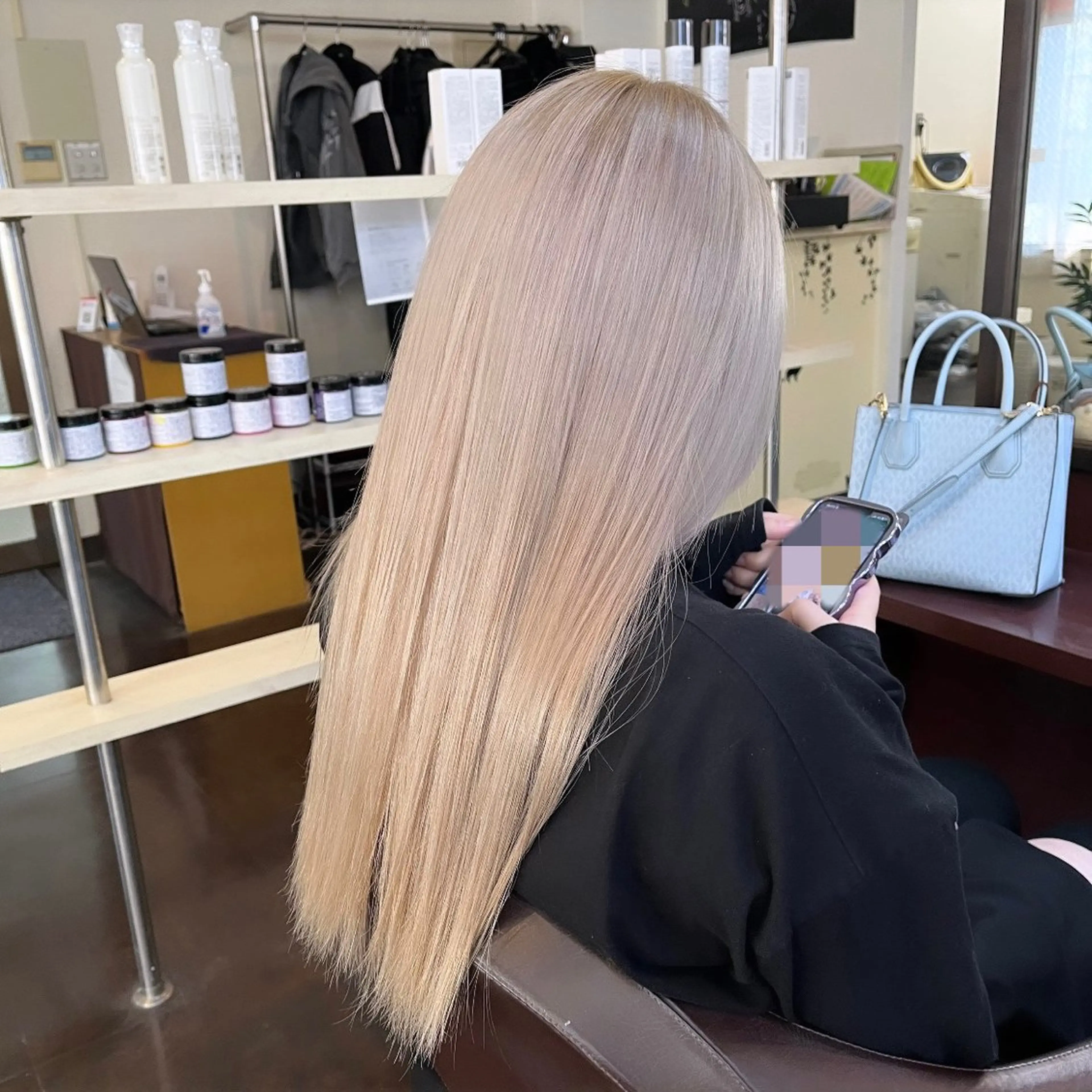 ロング カラー ベージュカラー ブリーチ ホワイトベージュ エクステ 編み込みエクステ/ ハイトーン りょすけのヘアスタイル