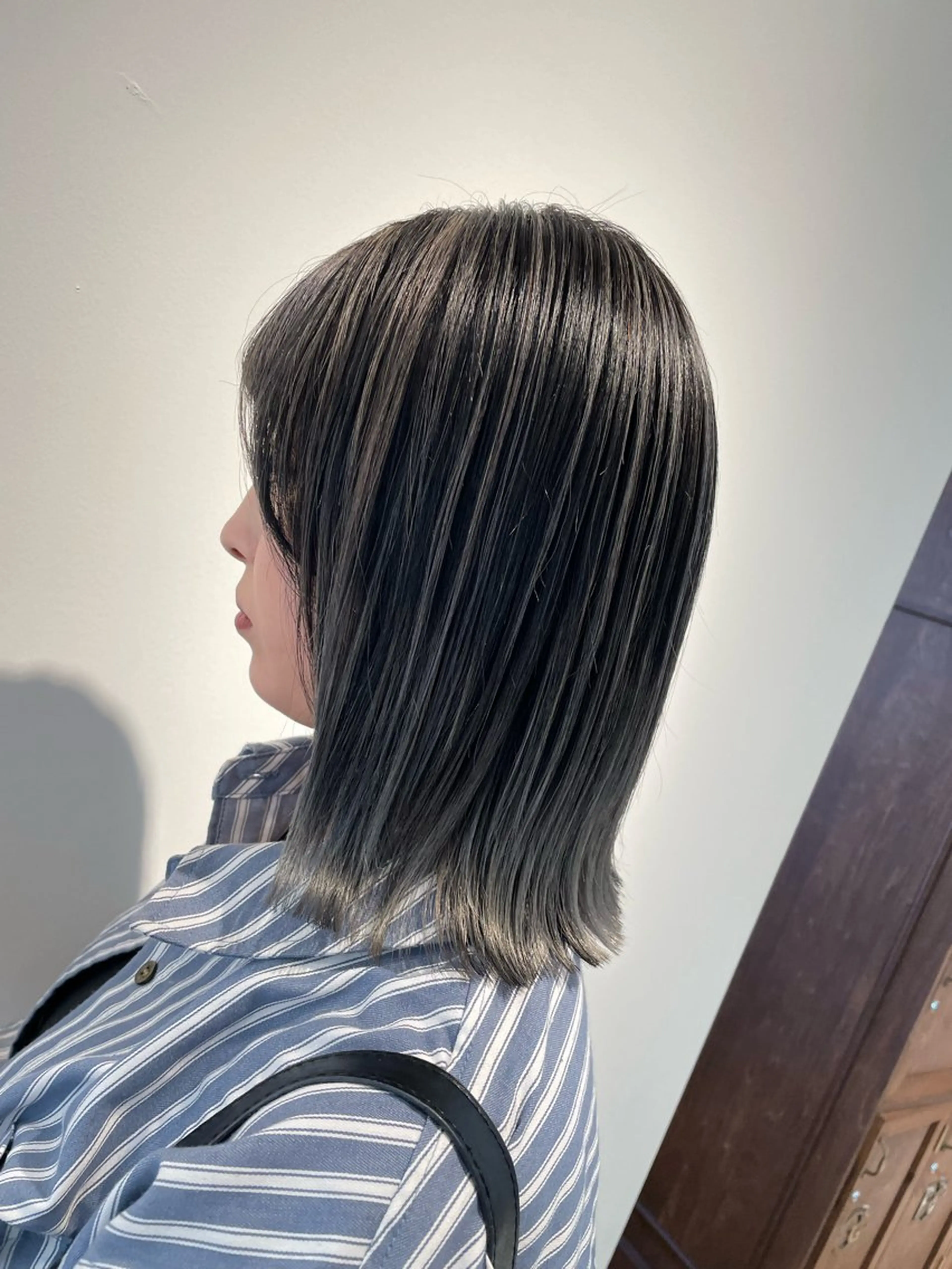 ショート カラー バレイヤージュ レイヤーカット ヘアカラー トリートメント ブリーチ👩‍🦳/ ‪✂︎MANAMIのヘアスタイル