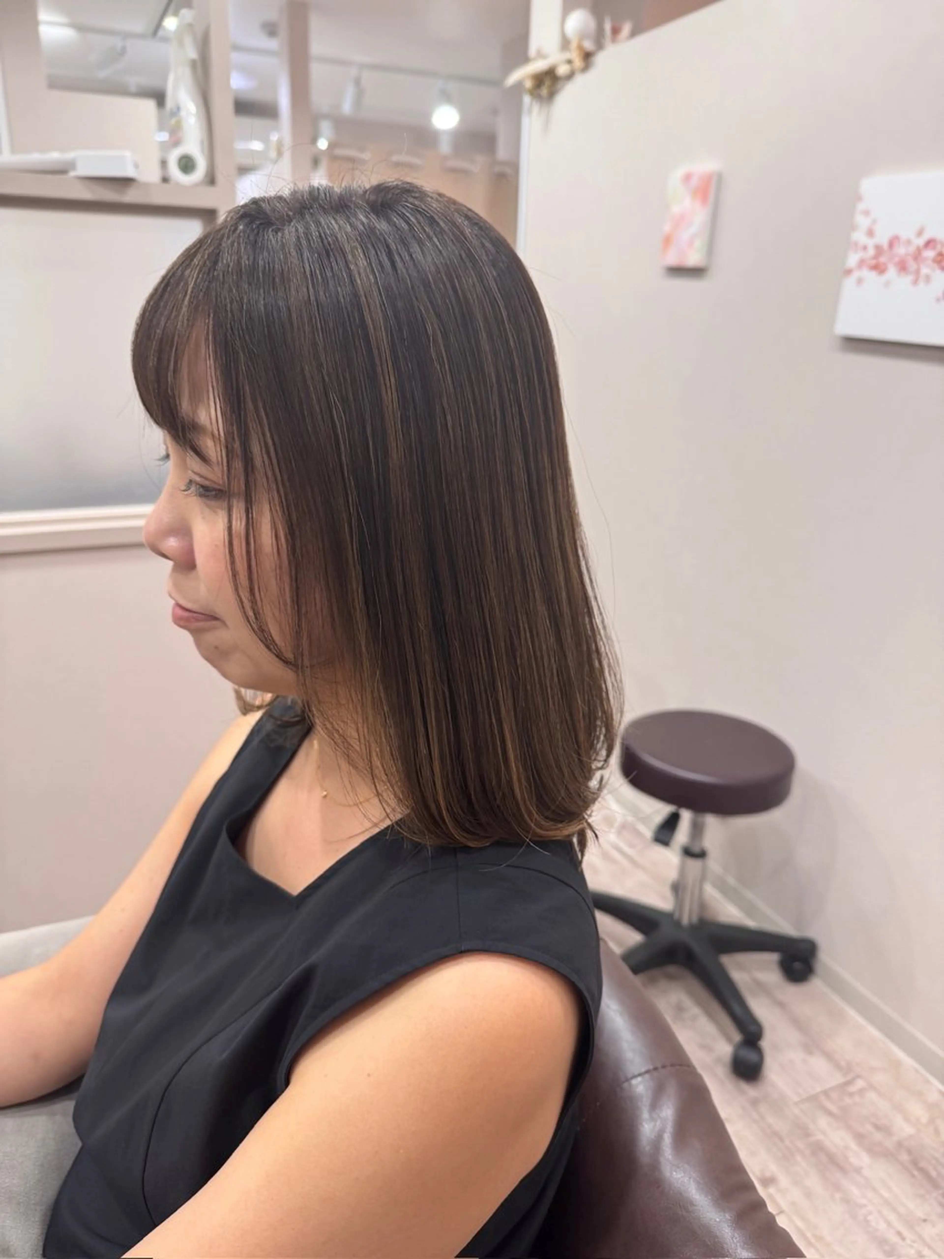 セミロング ハイライト トリートメント カット ヘアカラー トリートメント 白髪ぼかし・脱白髪染め専門店kaminowa所属・白髪ぼかし脱白髪染め kaminowaのヘアスタイル