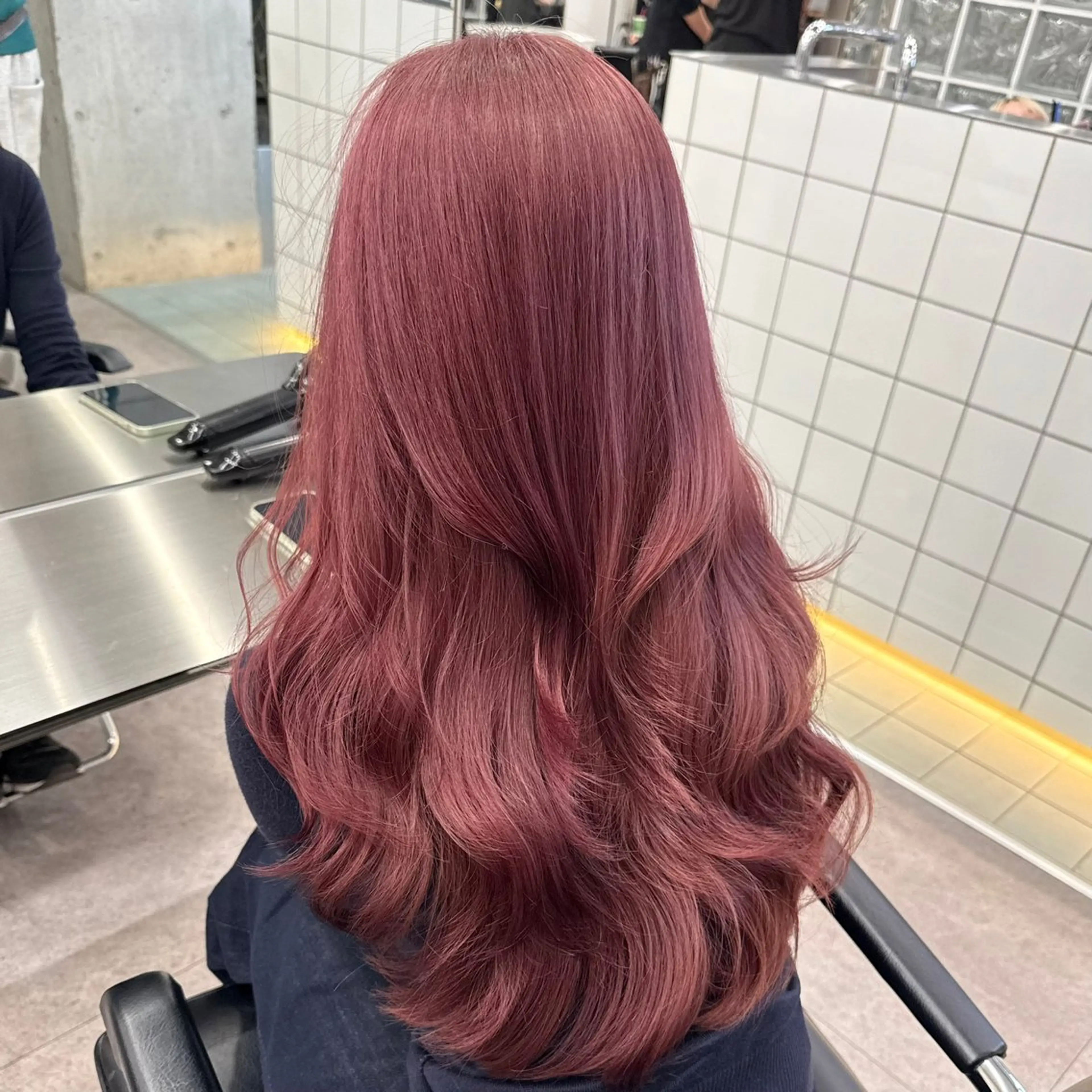 ロング カラー ヘアカラー トリートメント cinq PROJECT所属・ミルクティーベージュ 🐱【Ryo】のヘアスタイル