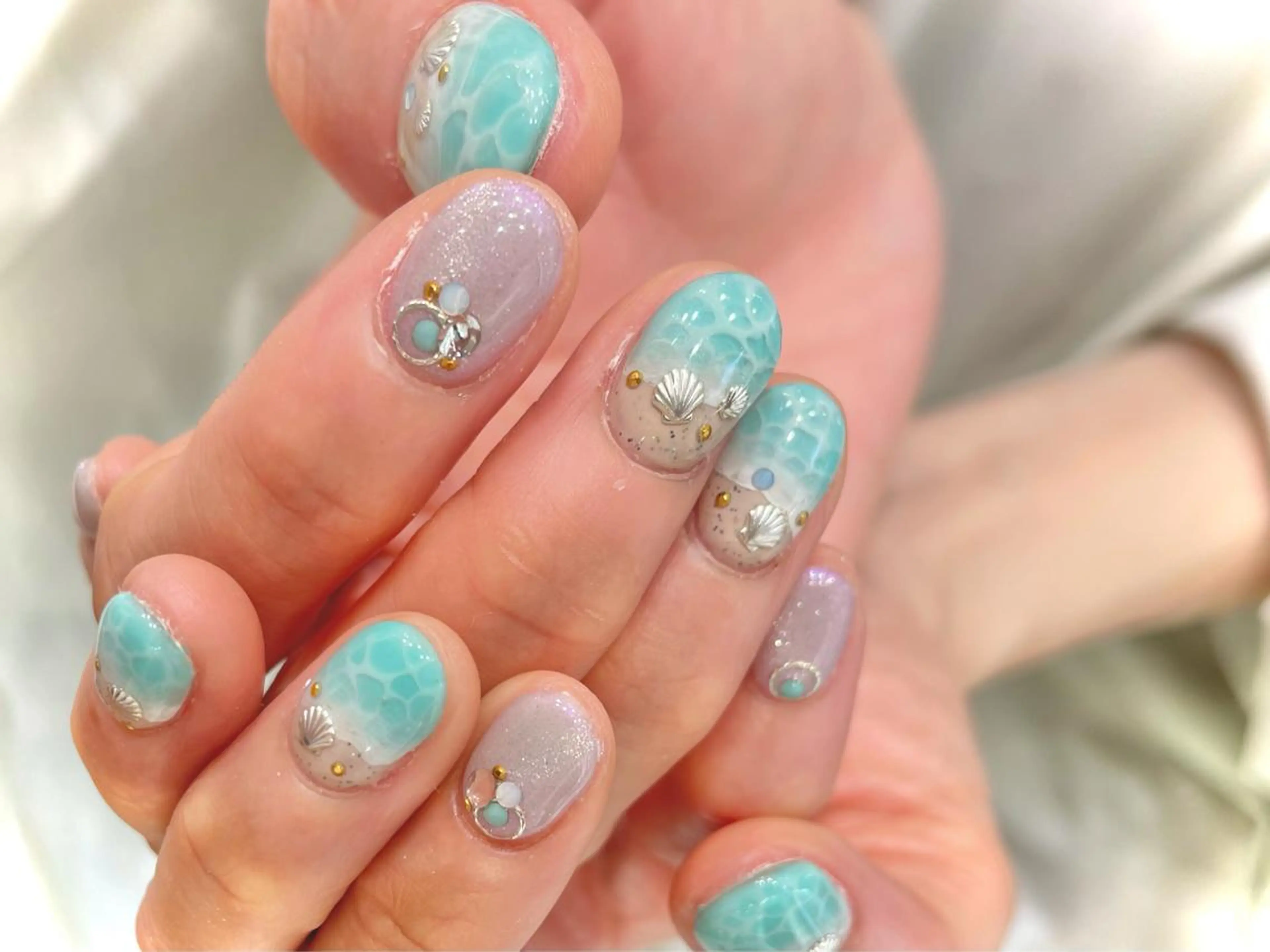 ネイル ハンドネイル Ash関内ネイリスト 荒木晴香のネイルデザイン