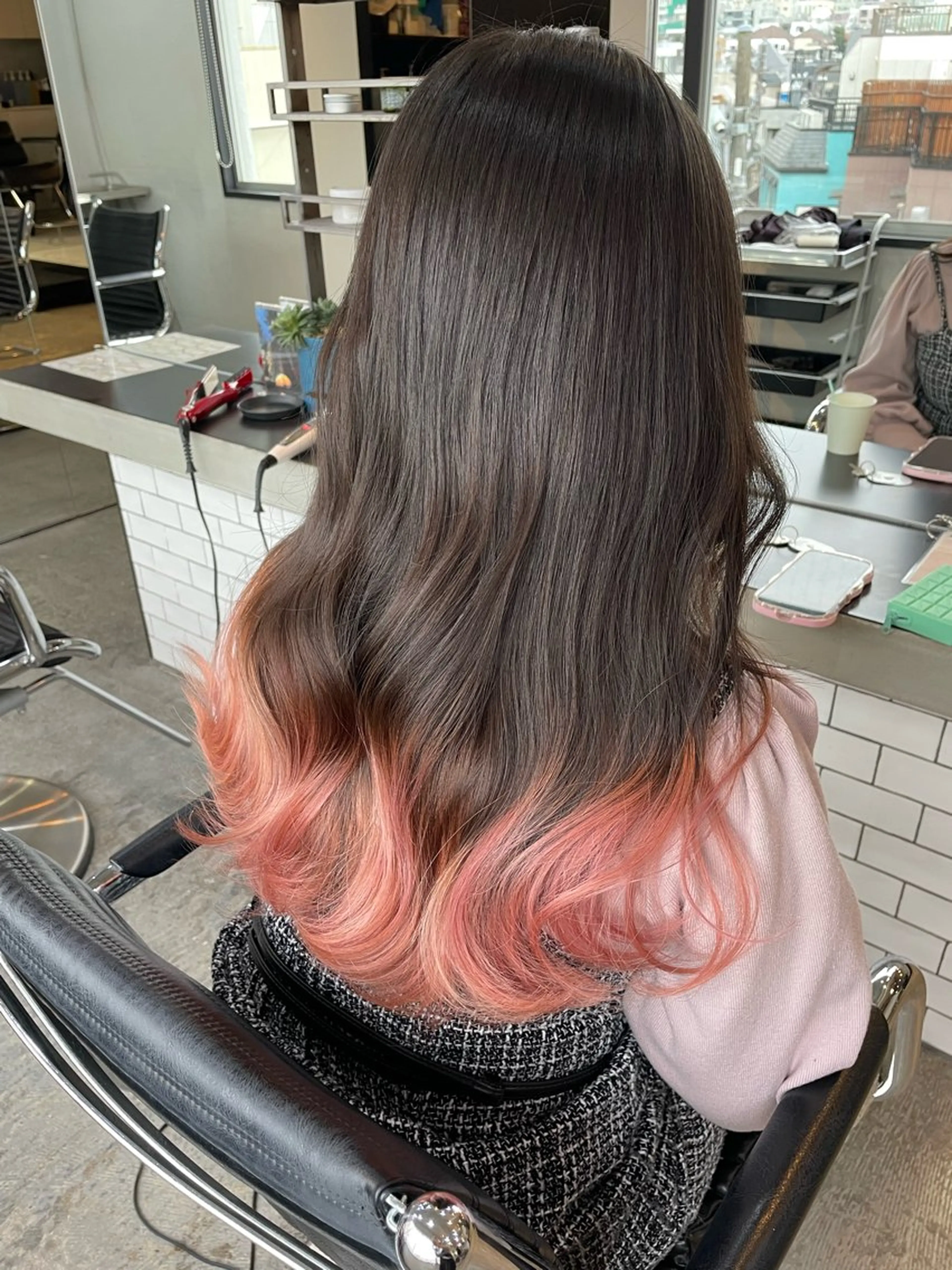 セミロング ヘアカラー 横山 奈央のヘアスタイル