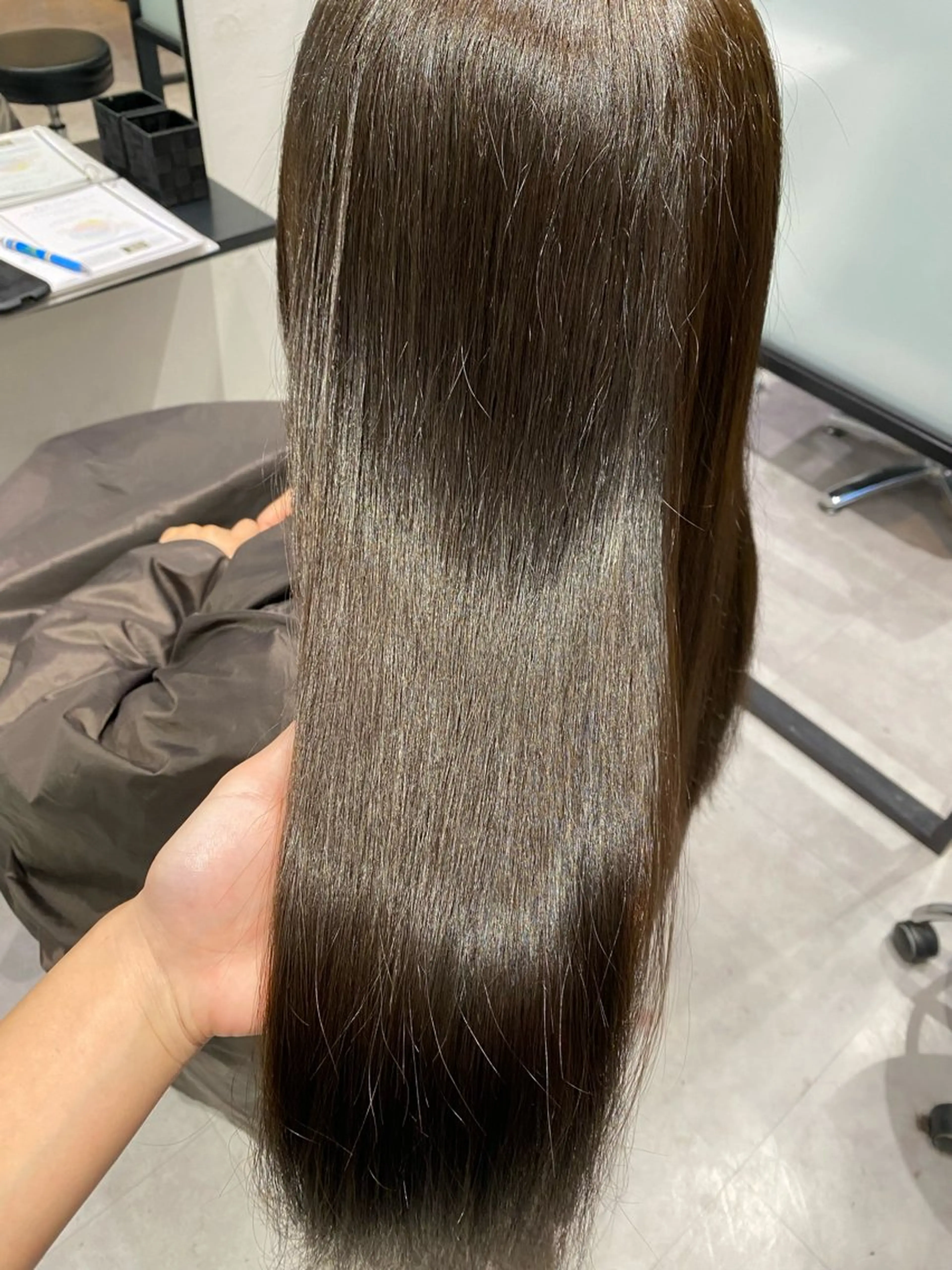 ロング カラー 希優🌺ソムリエ /ブリーチ/カットのヘアスタイル