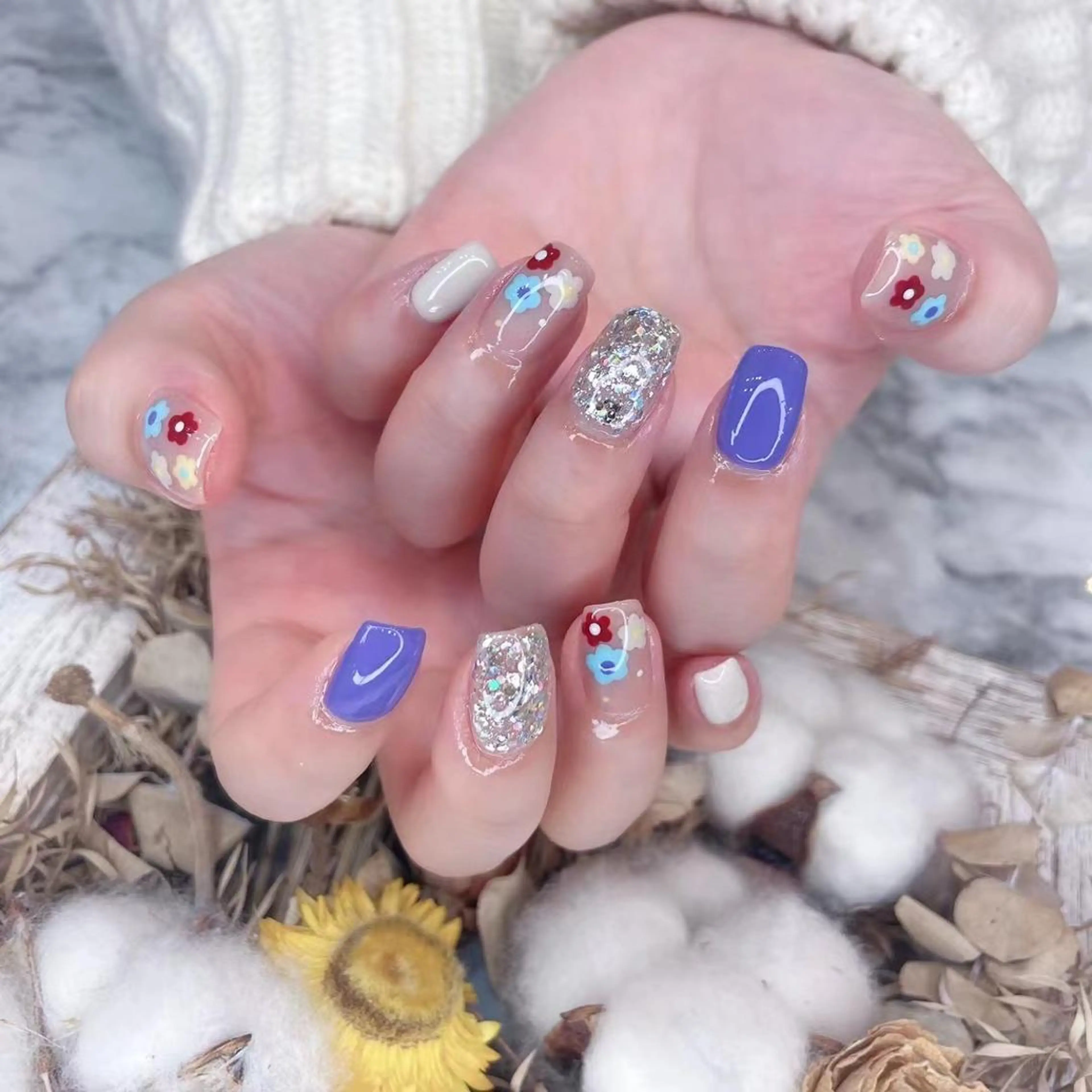 ネイル ブルー ラメ(グリッター) シルバー Babarla Nailのネイルデザイン