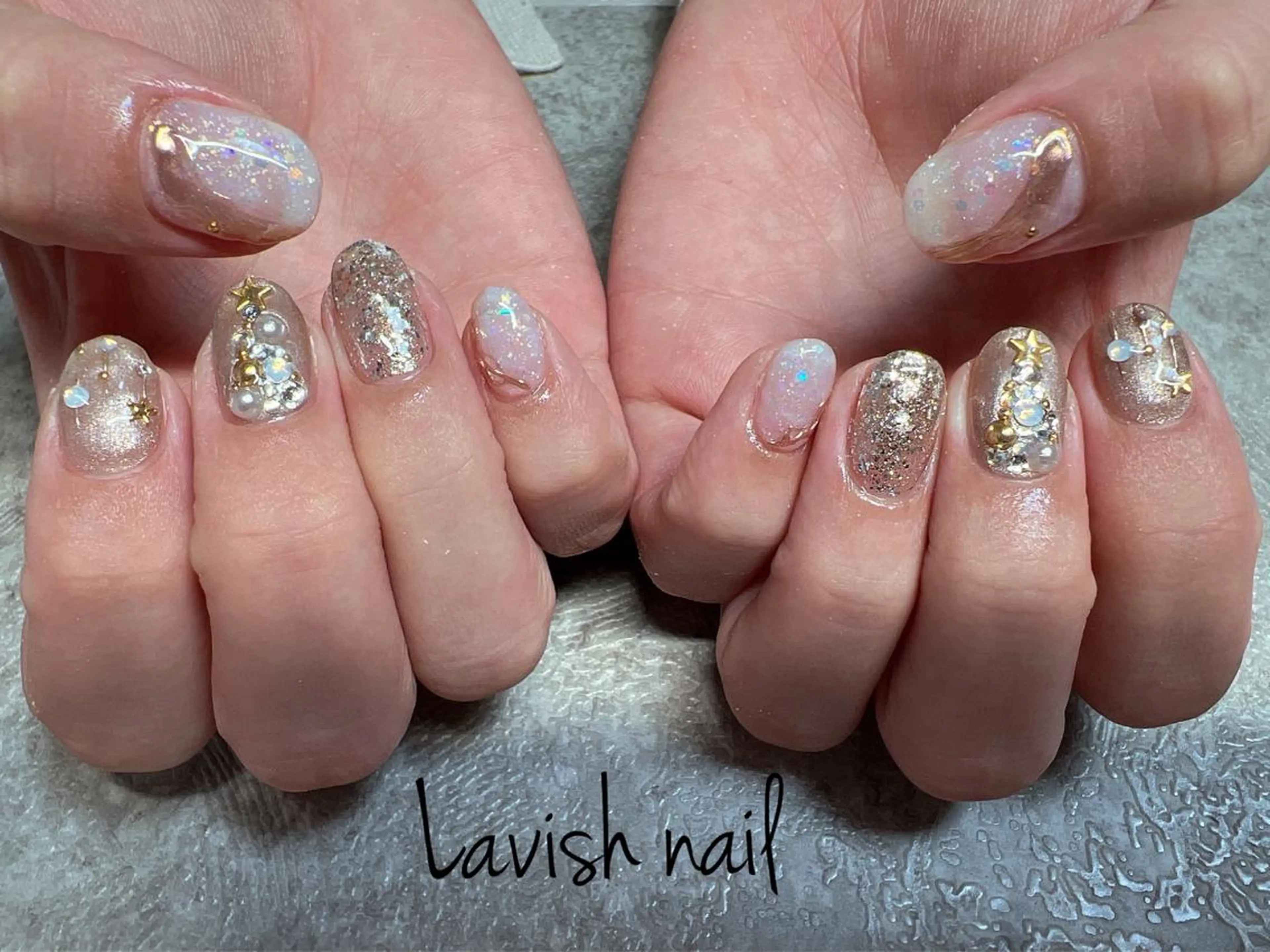 ネイル ハンドネイル Lavish nailのネイルデザイン