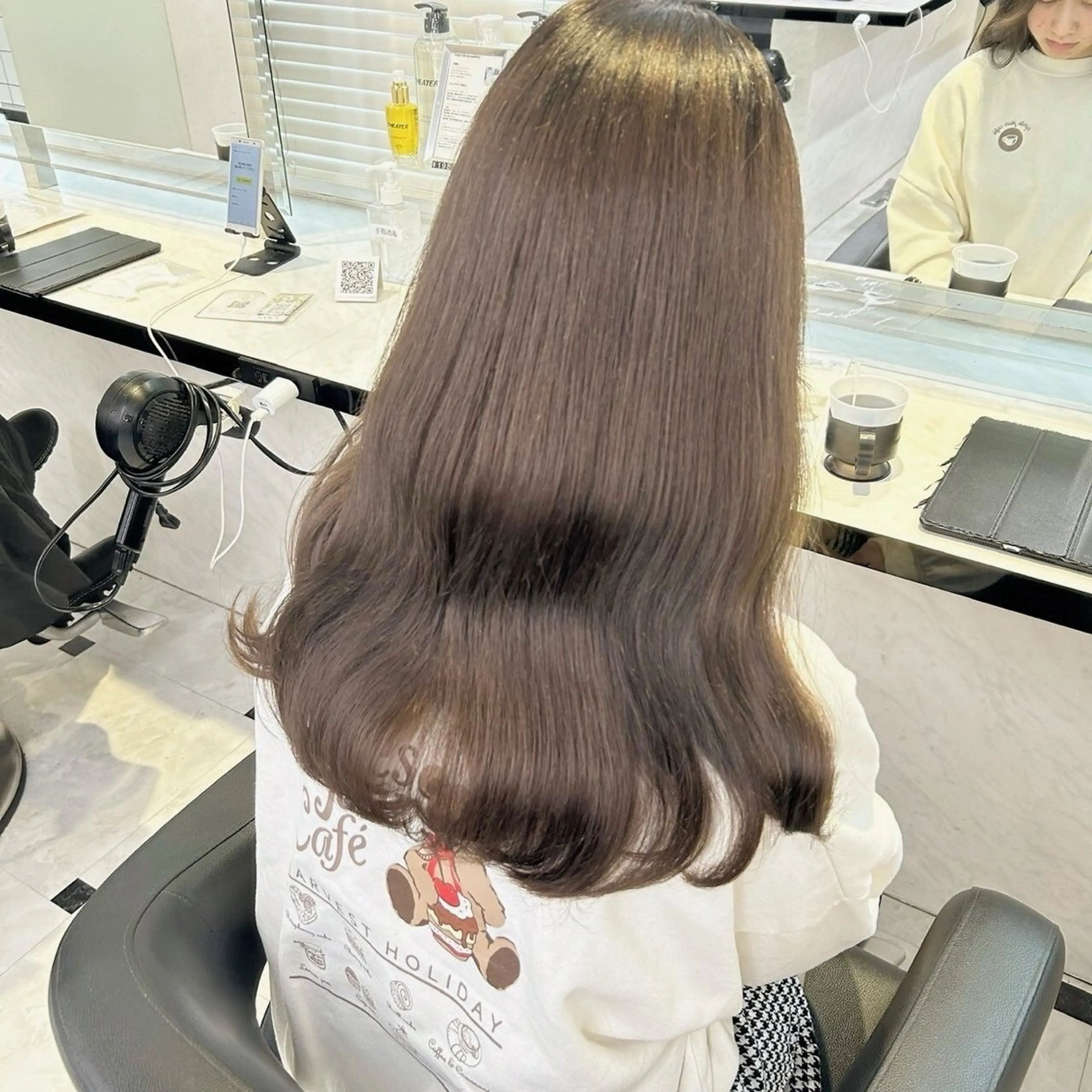 ロング カラー ヘアアレンジ 韓国ナチュラルヘア 🤍raika🤍のヘアスタイル